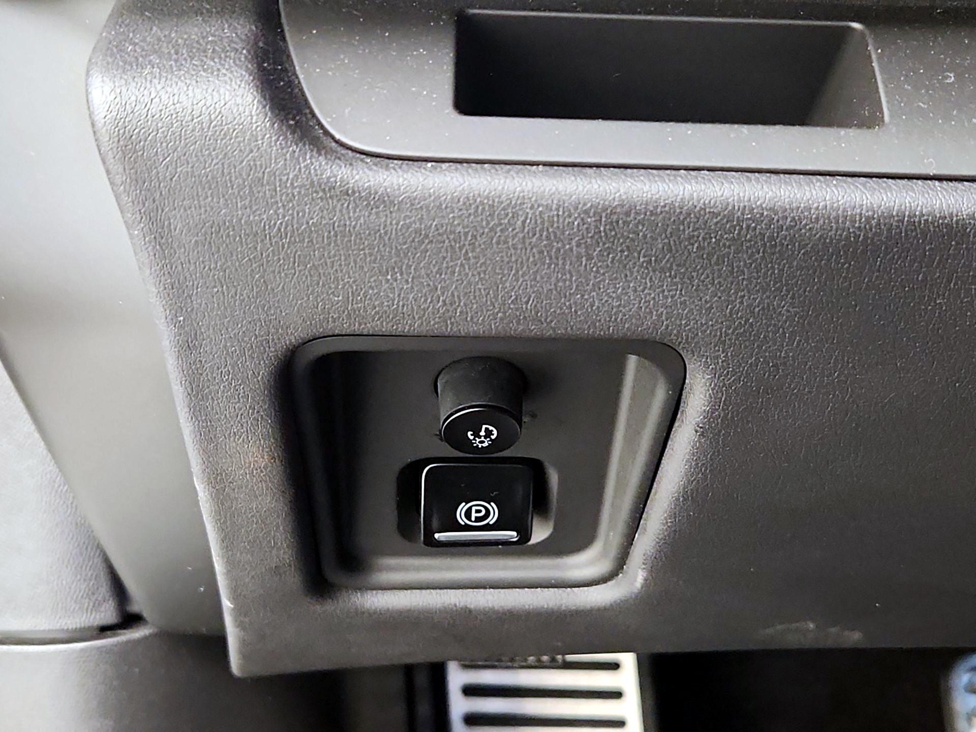 Thumbnail: 2022 Chevrolet Corvette - 13