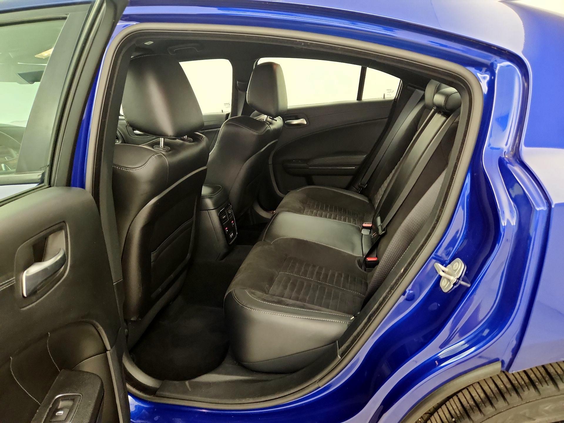 Thumbnail: 2020 Dodge Charger - 18