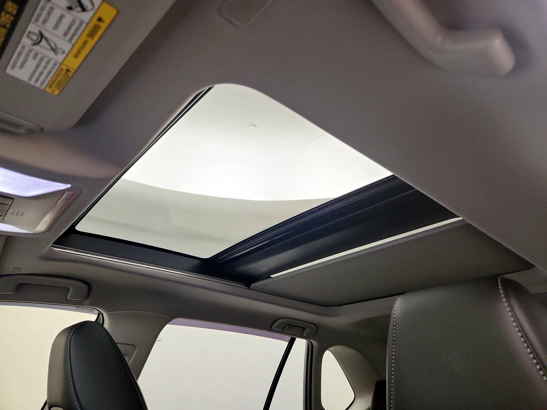 Thumbnail: 2024 Toyota RAV4 - 17