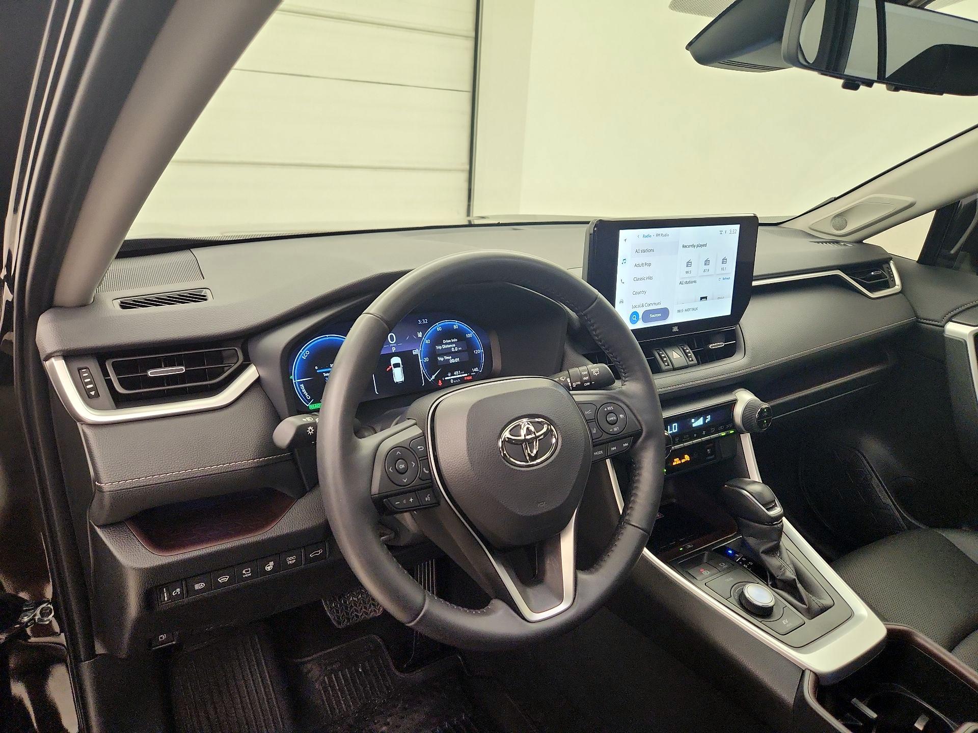 Thumbnail: 2024 Toyota RAV4 - 8