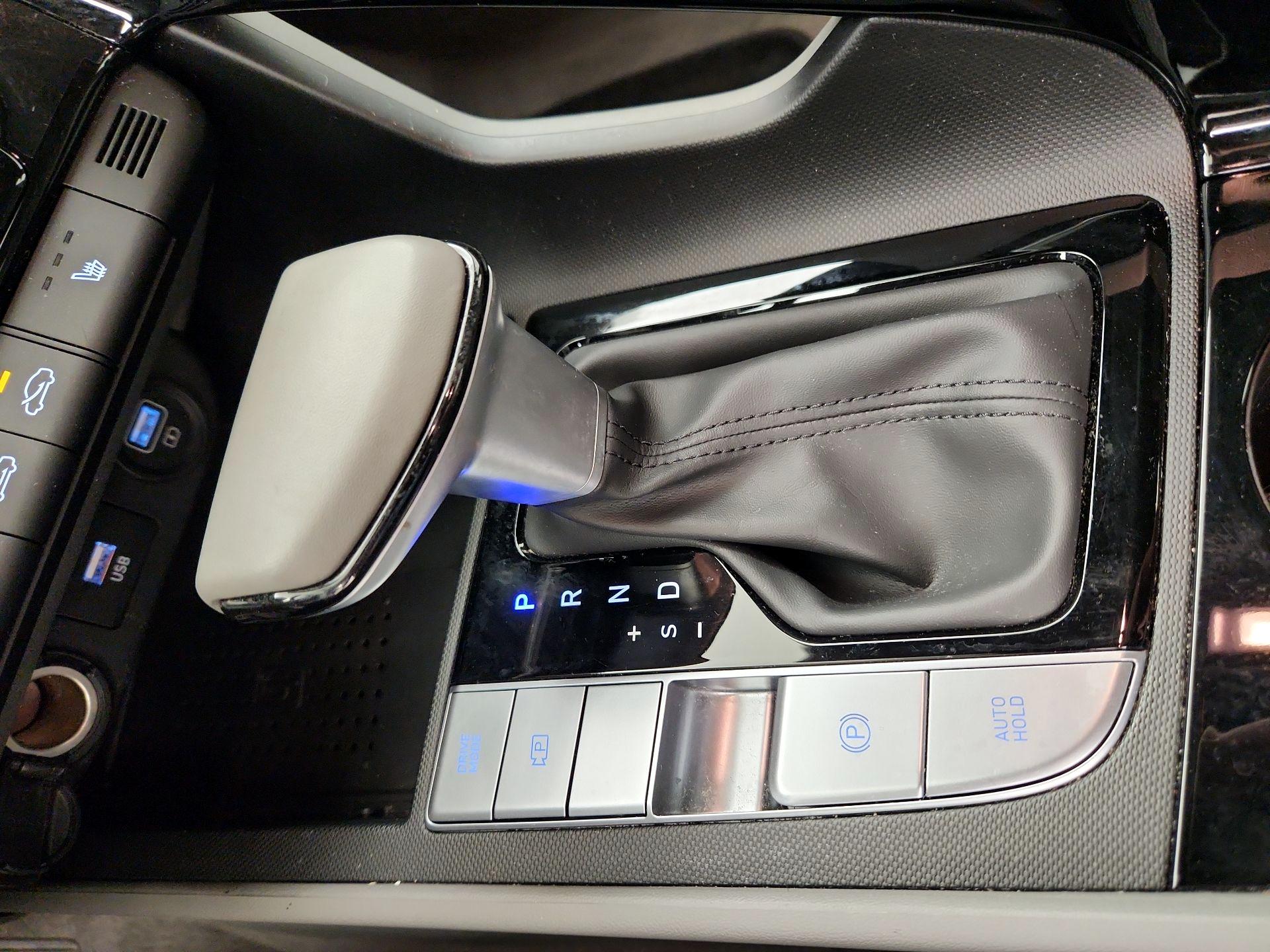 Thumbnail: 2023 Hyundai Elantra - 16