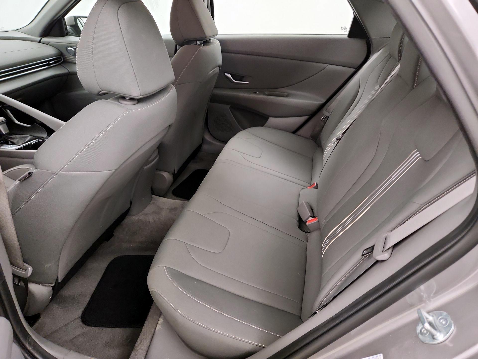 Thumbnail: 2023 Hyundai Elantra - 18