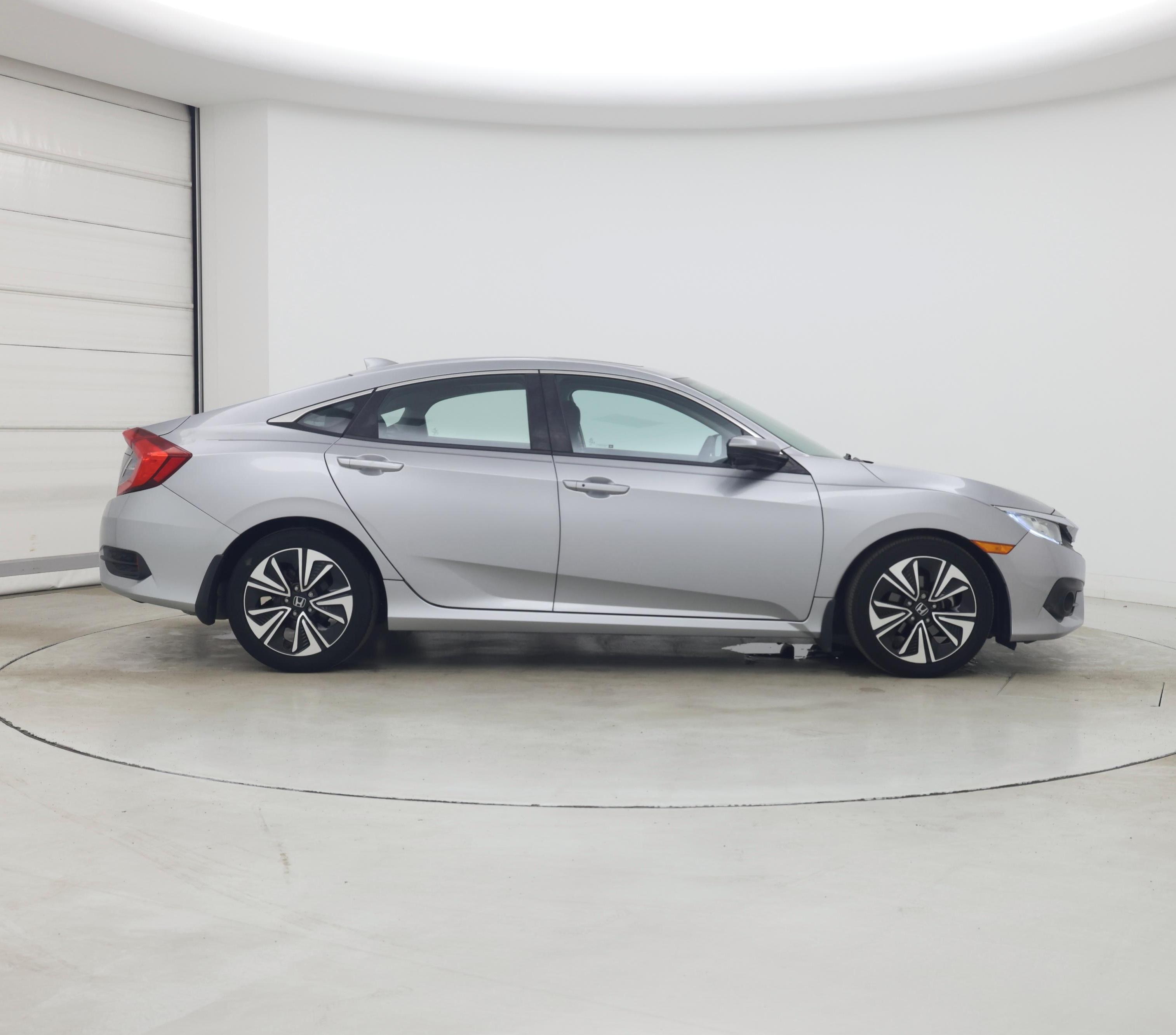 Thumbnail: 2016 Honda Civic - 7