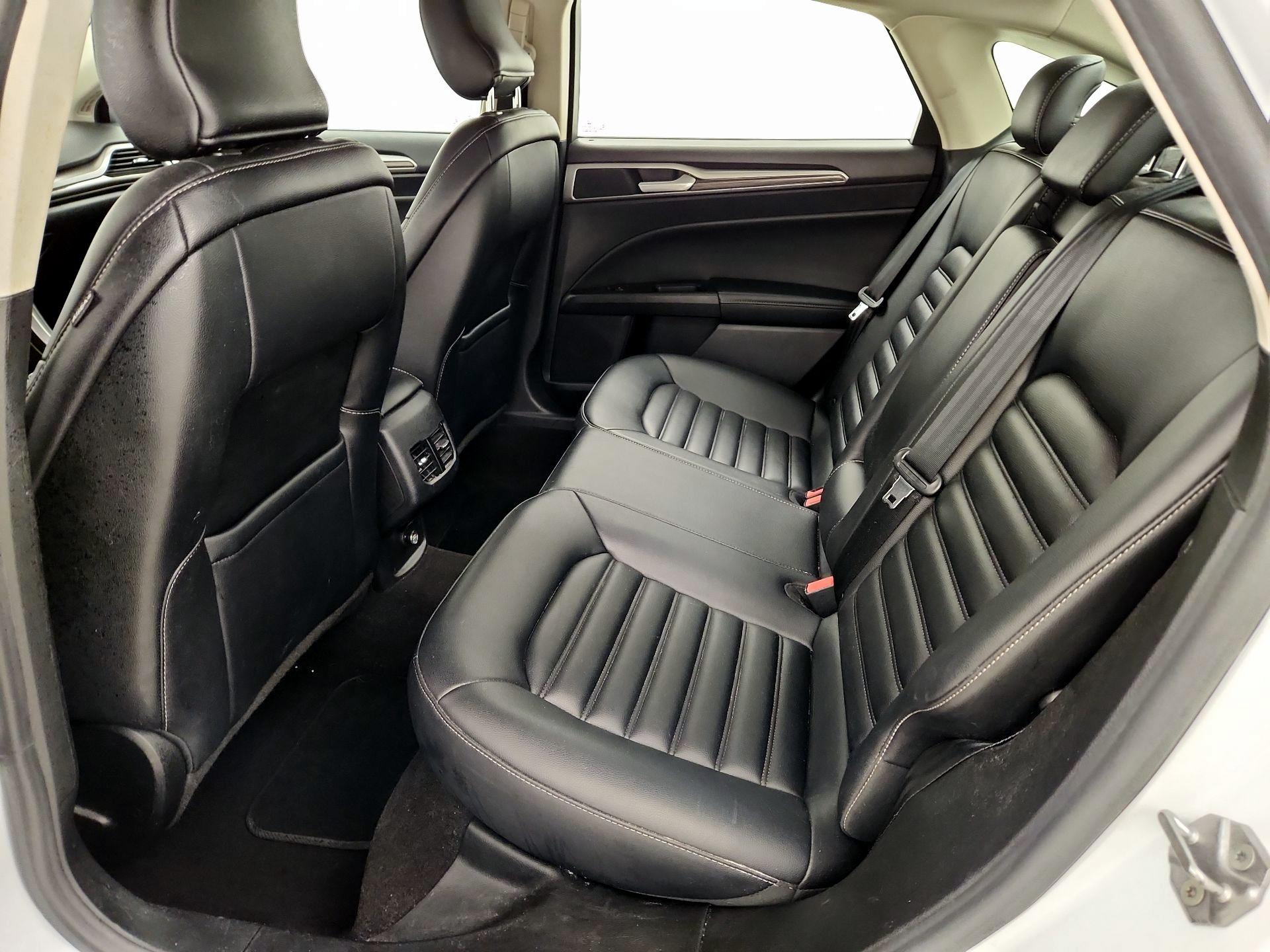 Thumbnail: 2019 Ford Fusion - 18