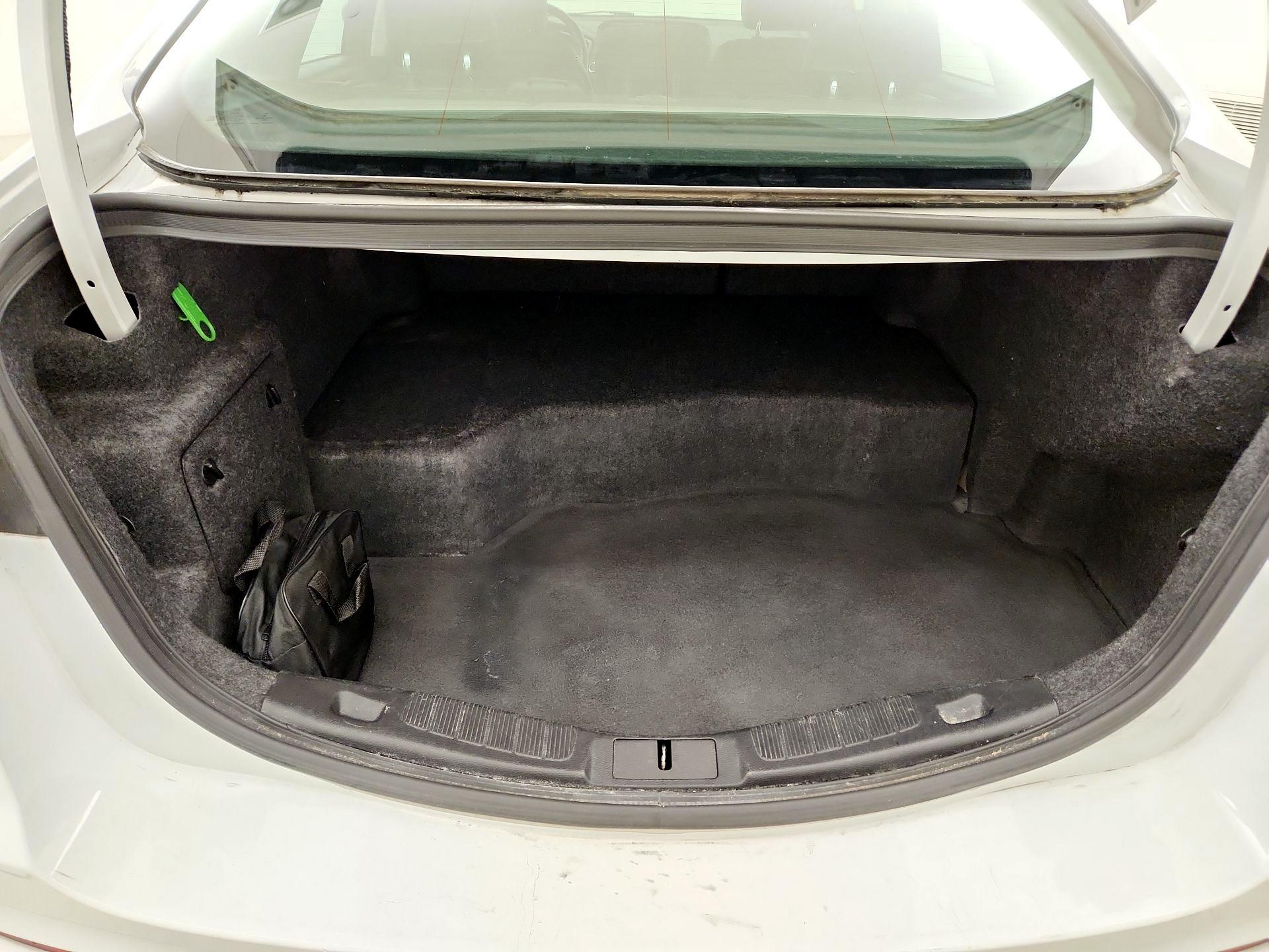 Thumbnail: 2019 Ford Fusion - 19