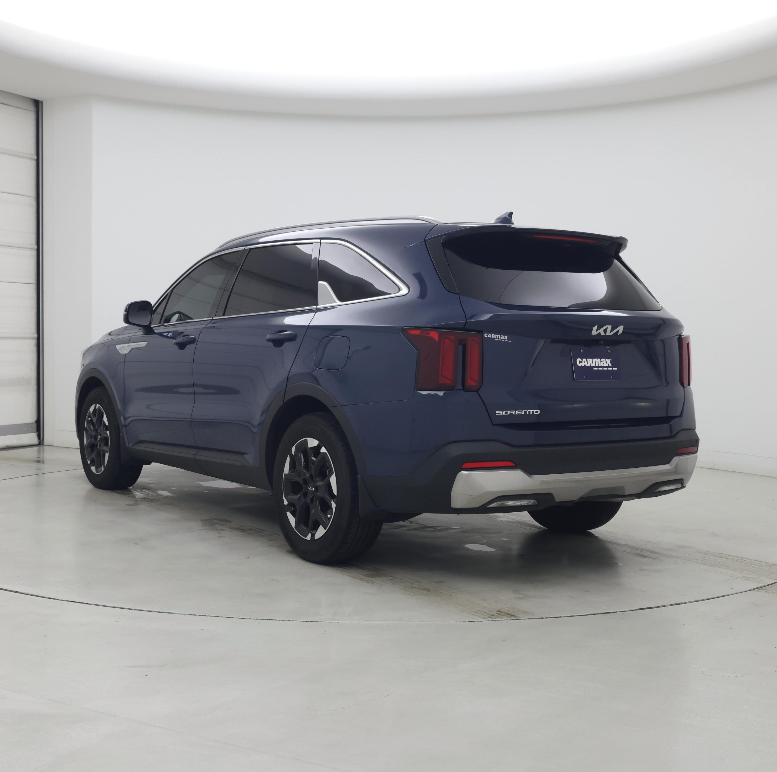 Thumbnail: 2024 Kia Sorento - 2