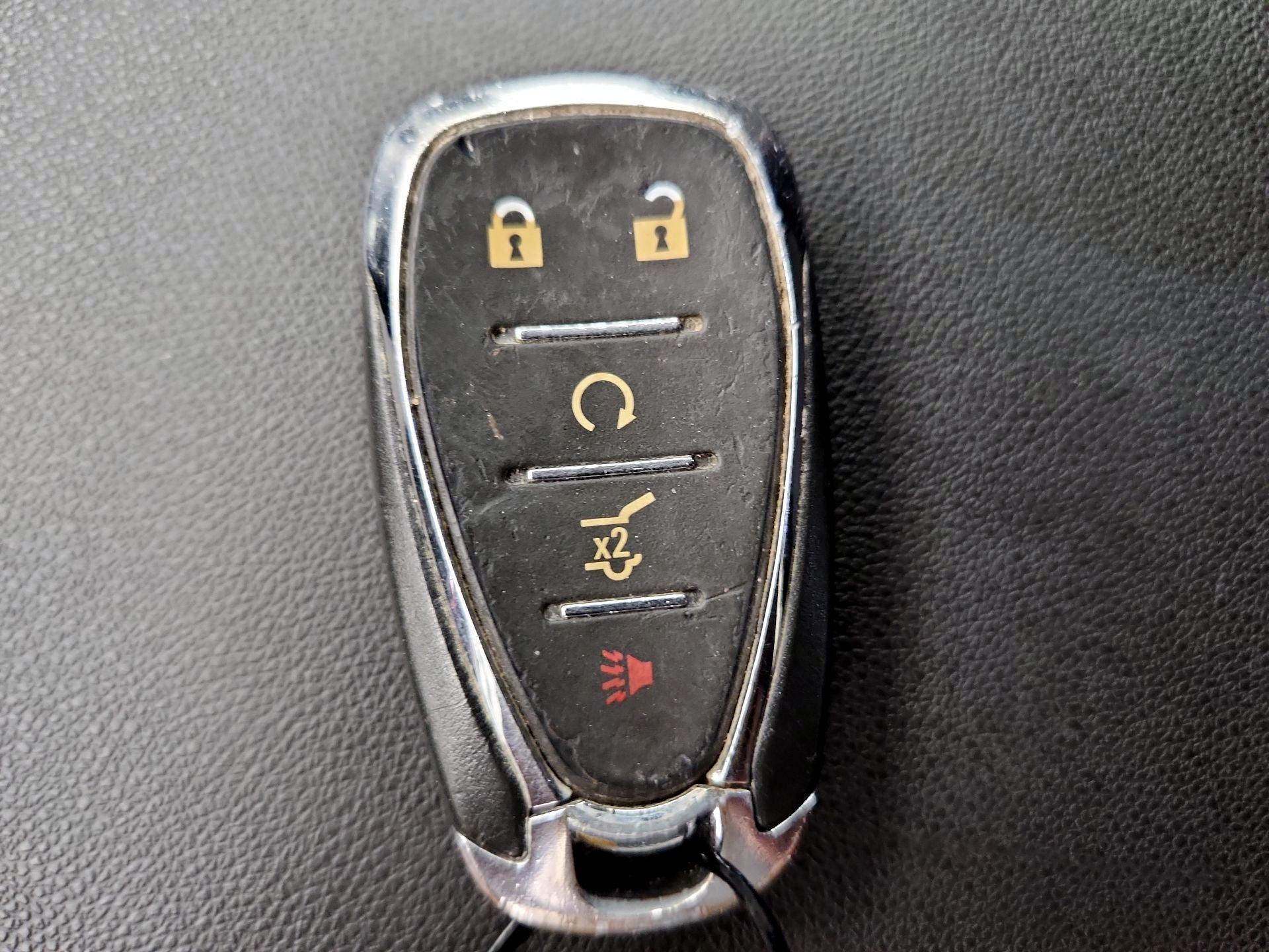 Thumbnail: 2020 Chevrolet Equinox - 20