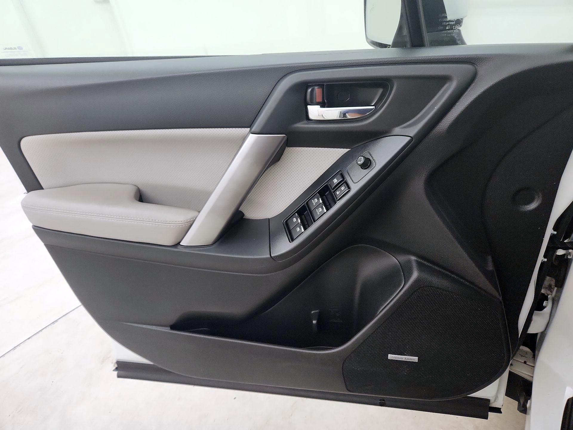 Thumbnail: 2018 Subaru Forester - 10