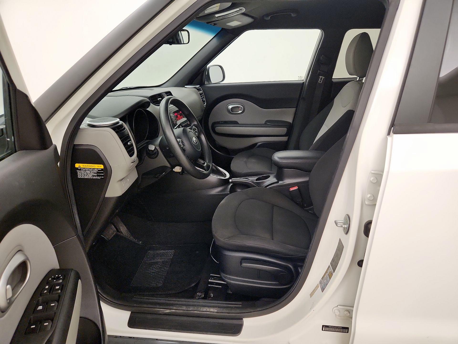 Thumbnail: 2015 Kia Soul - 9