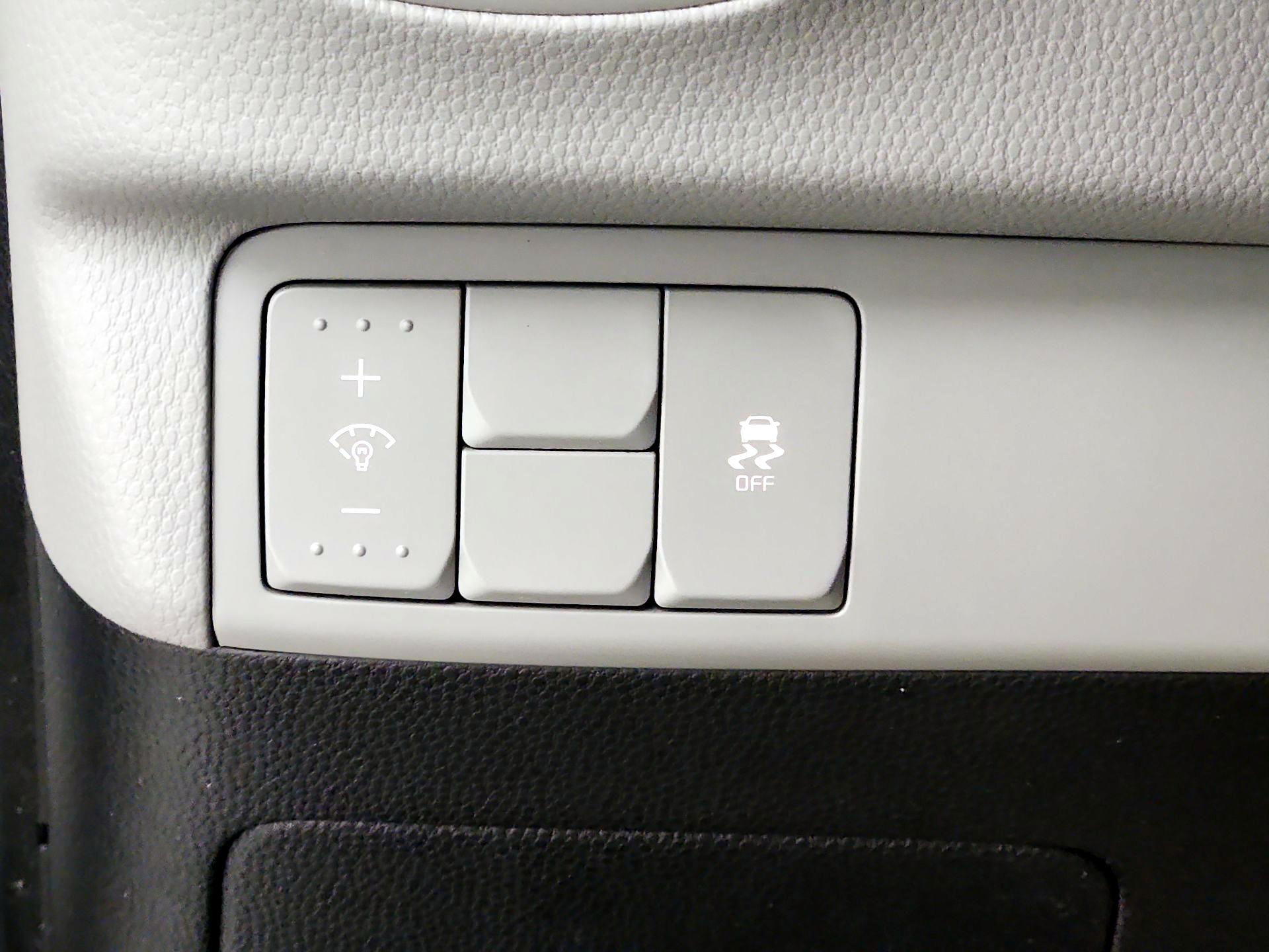 Thumbnail: 2015 Kia Soul - 11