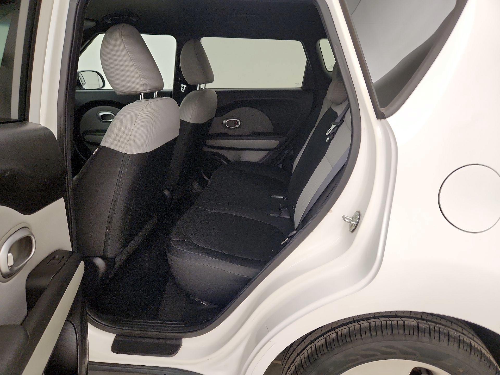 Thumbnail: 2015 Kia Soul - 16