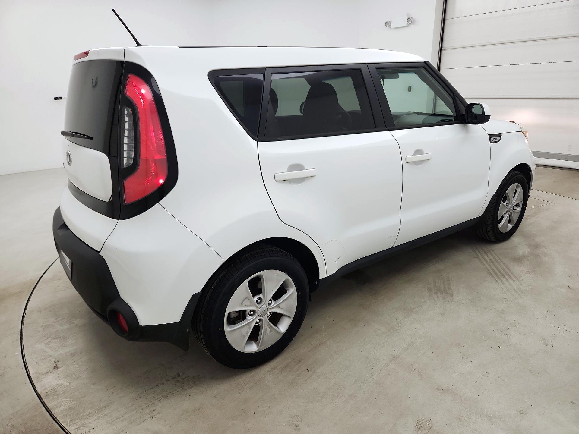 Thumbnail: 2015 Kia Soul - 4