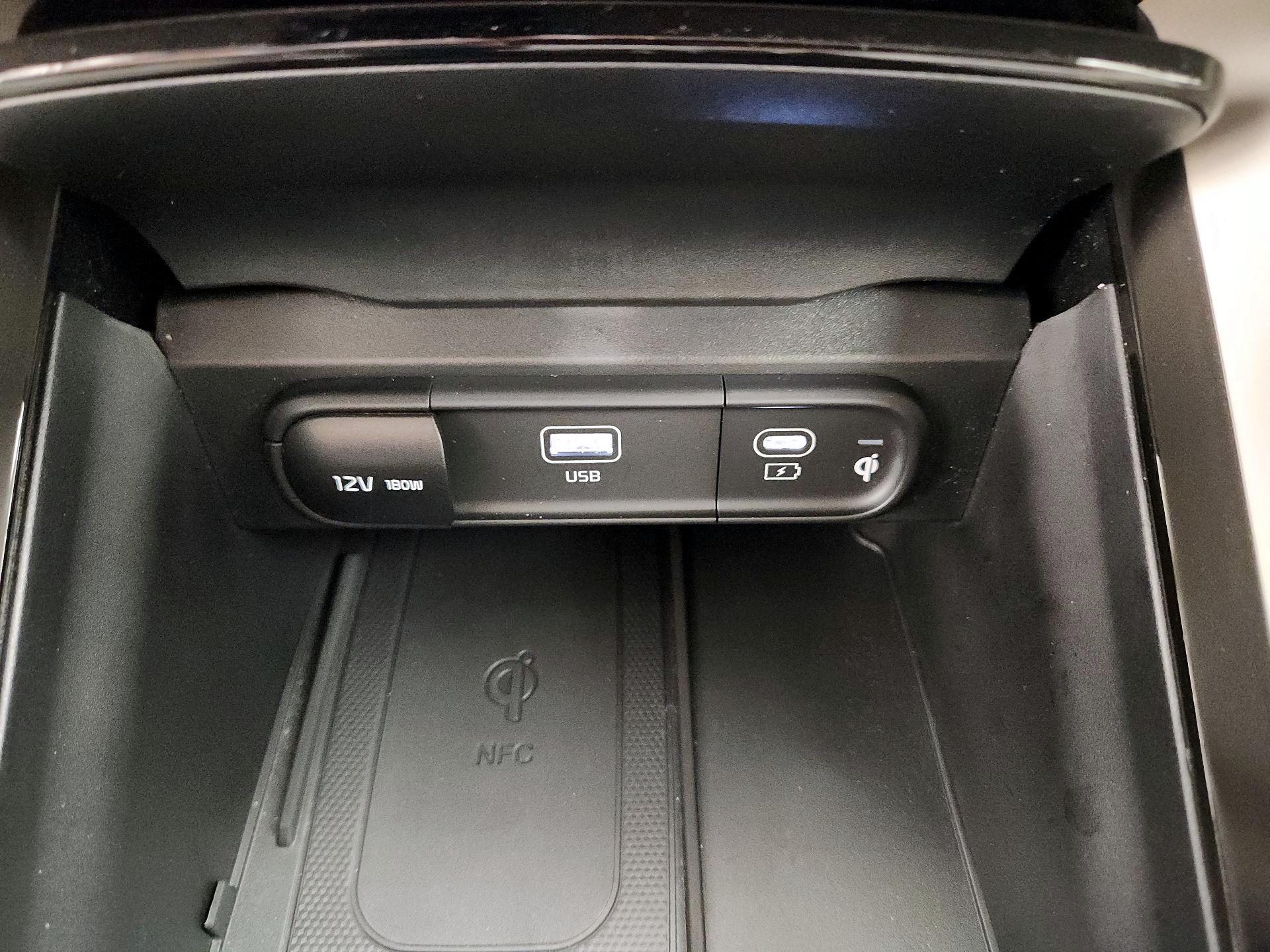 Thumbnail: 2024 Kia Telluride - 17