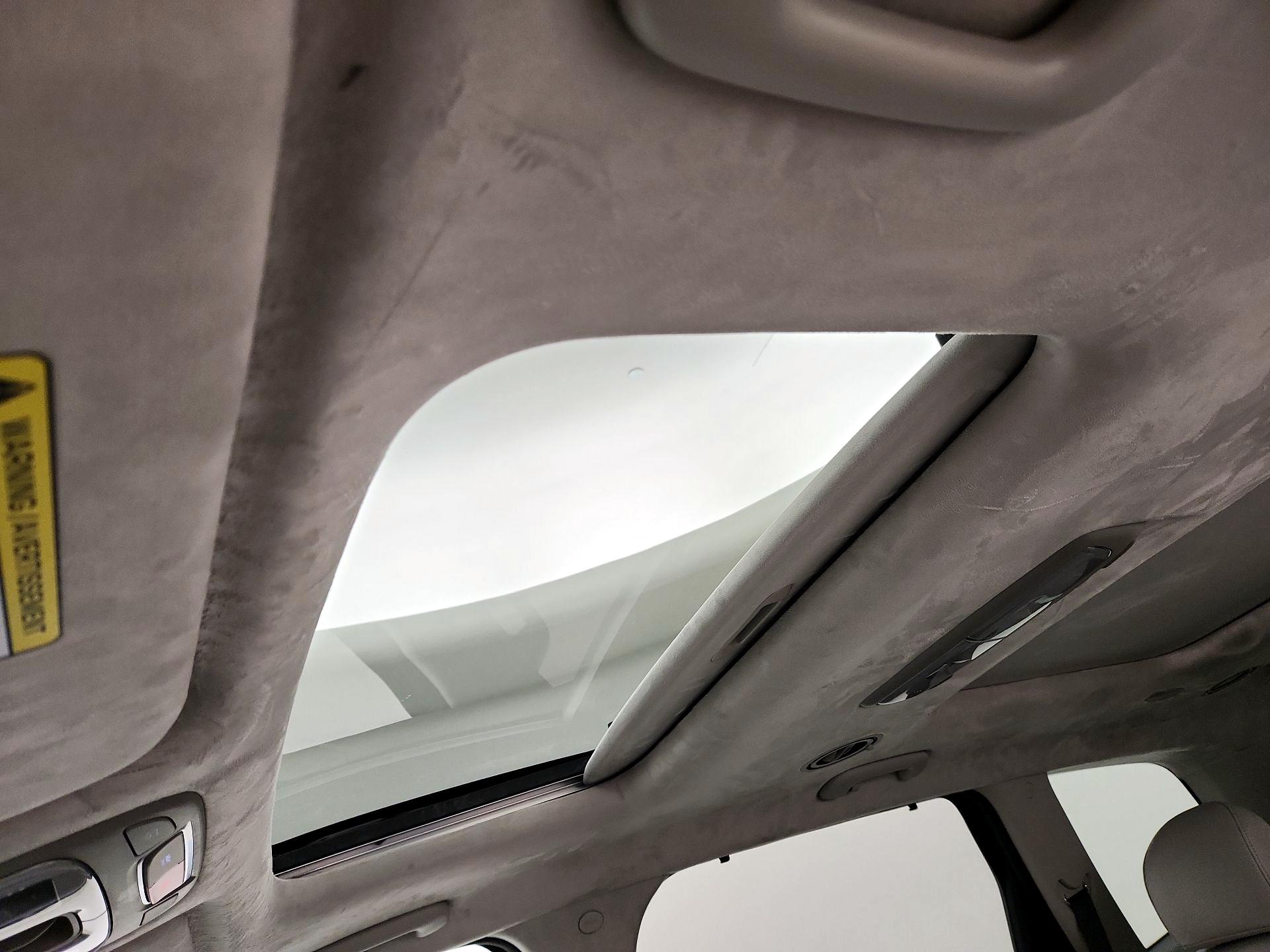 Thumbnail: 2024 Kia Telluride - 18