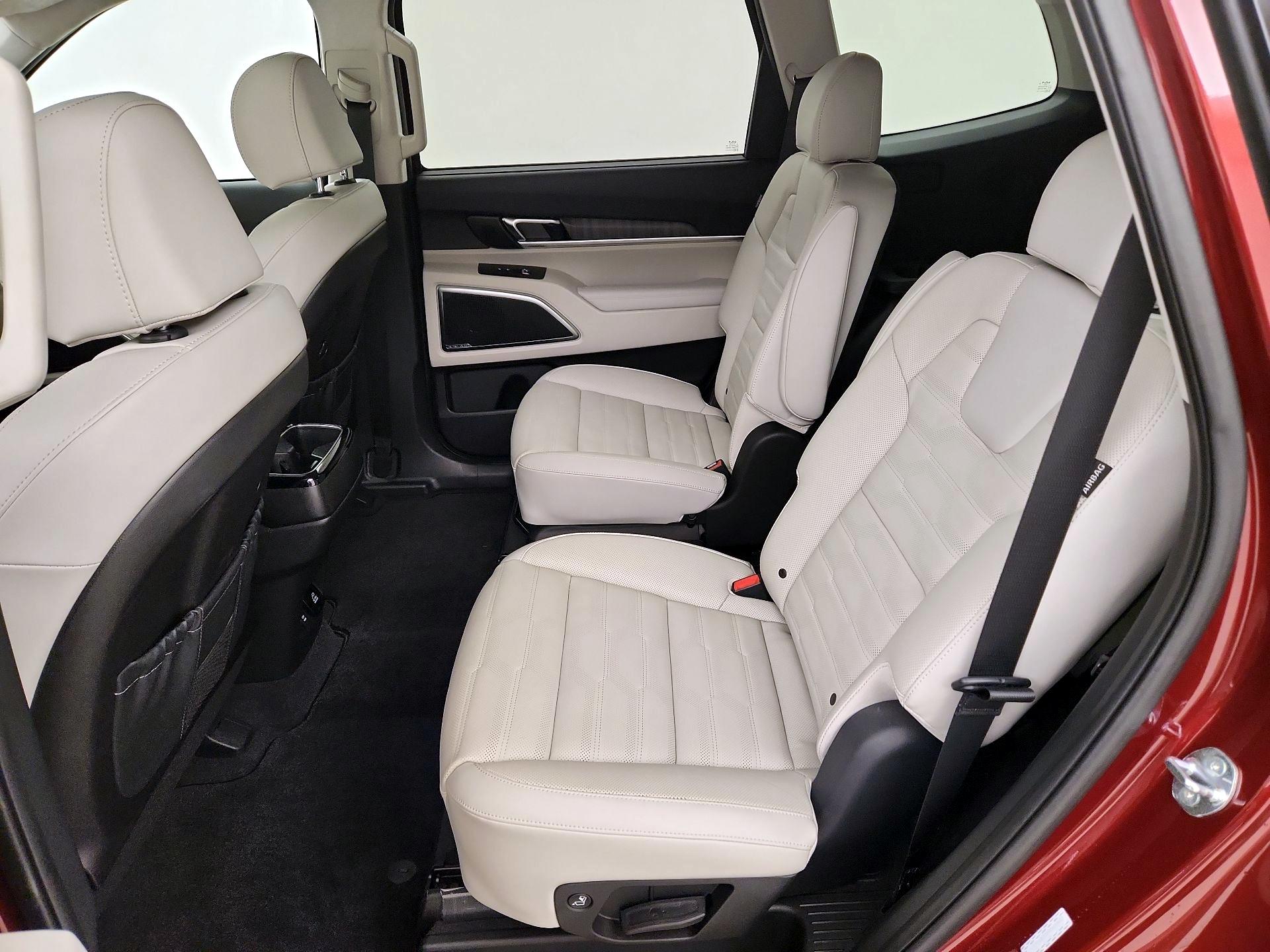 Thumbnail: 2024 Kia Telluride - 19