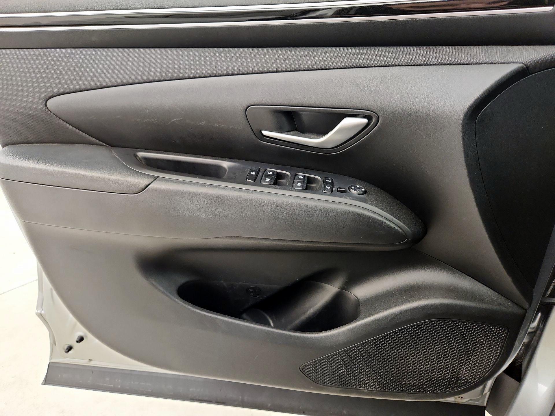 Thumbnail: 2023 Hyundai Tucson - 10