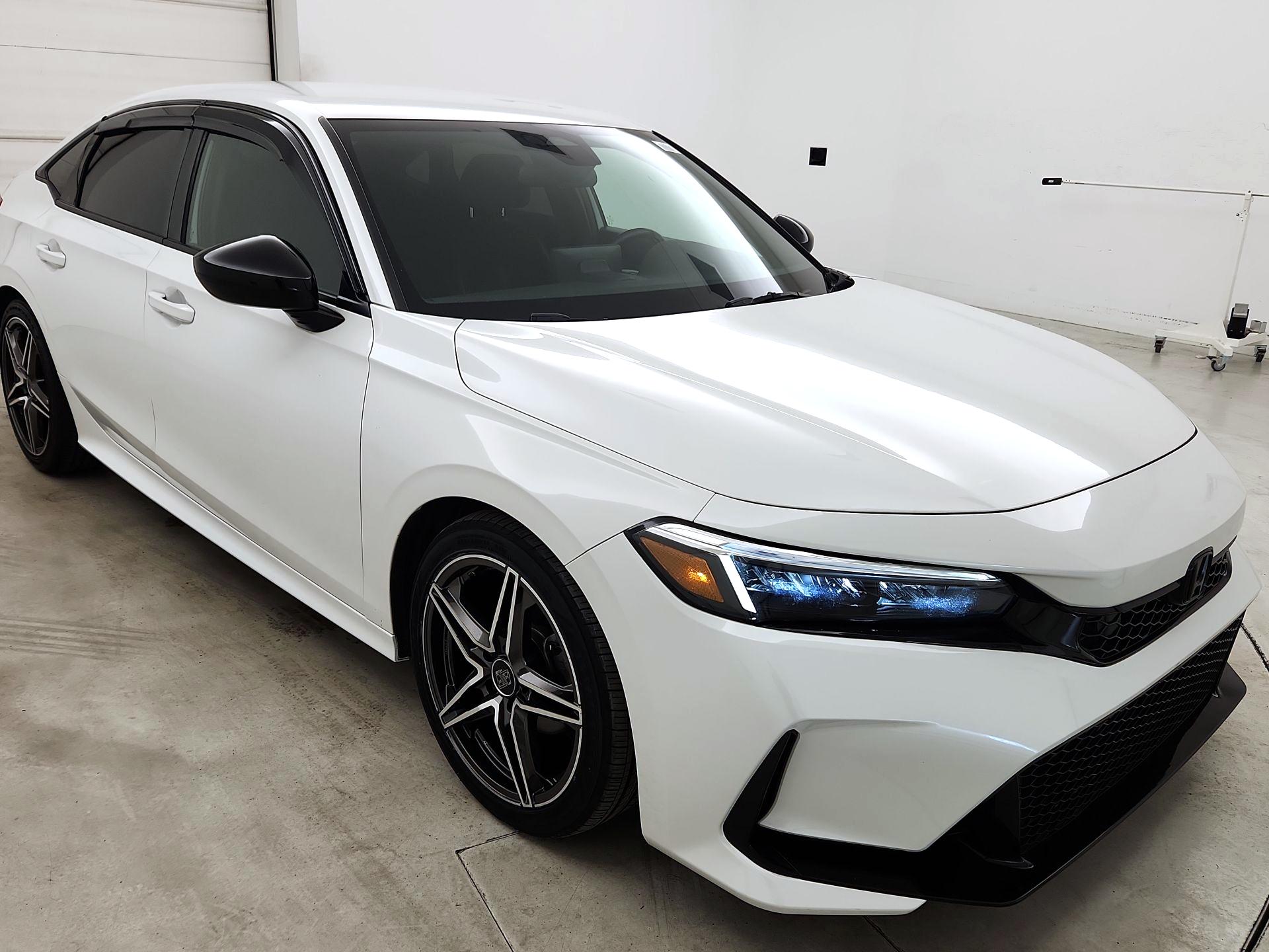 Thumbnail: 2023 Honda Civic - 1