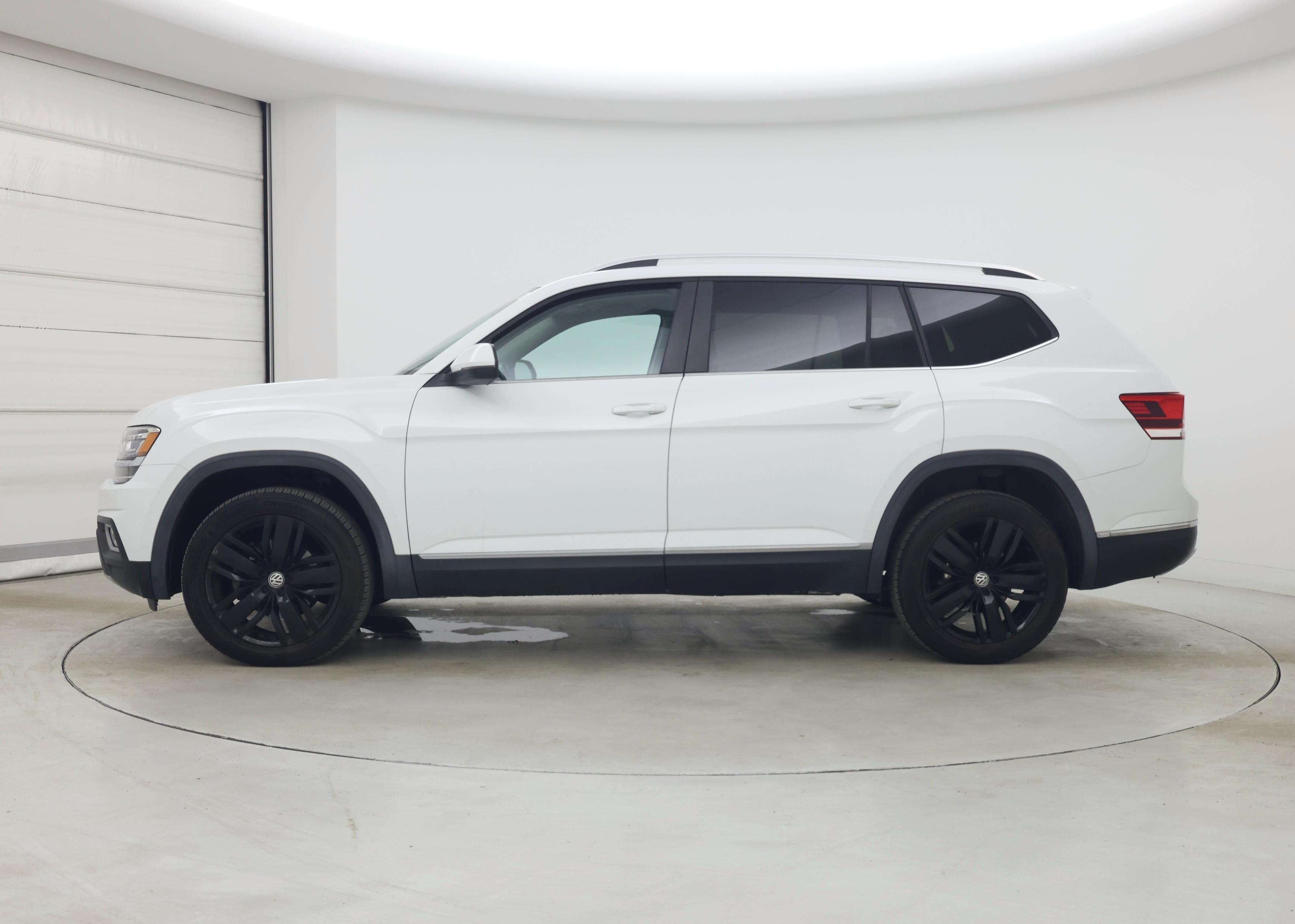 Thumbnail: 2019 Volkswagen Atlas - 3