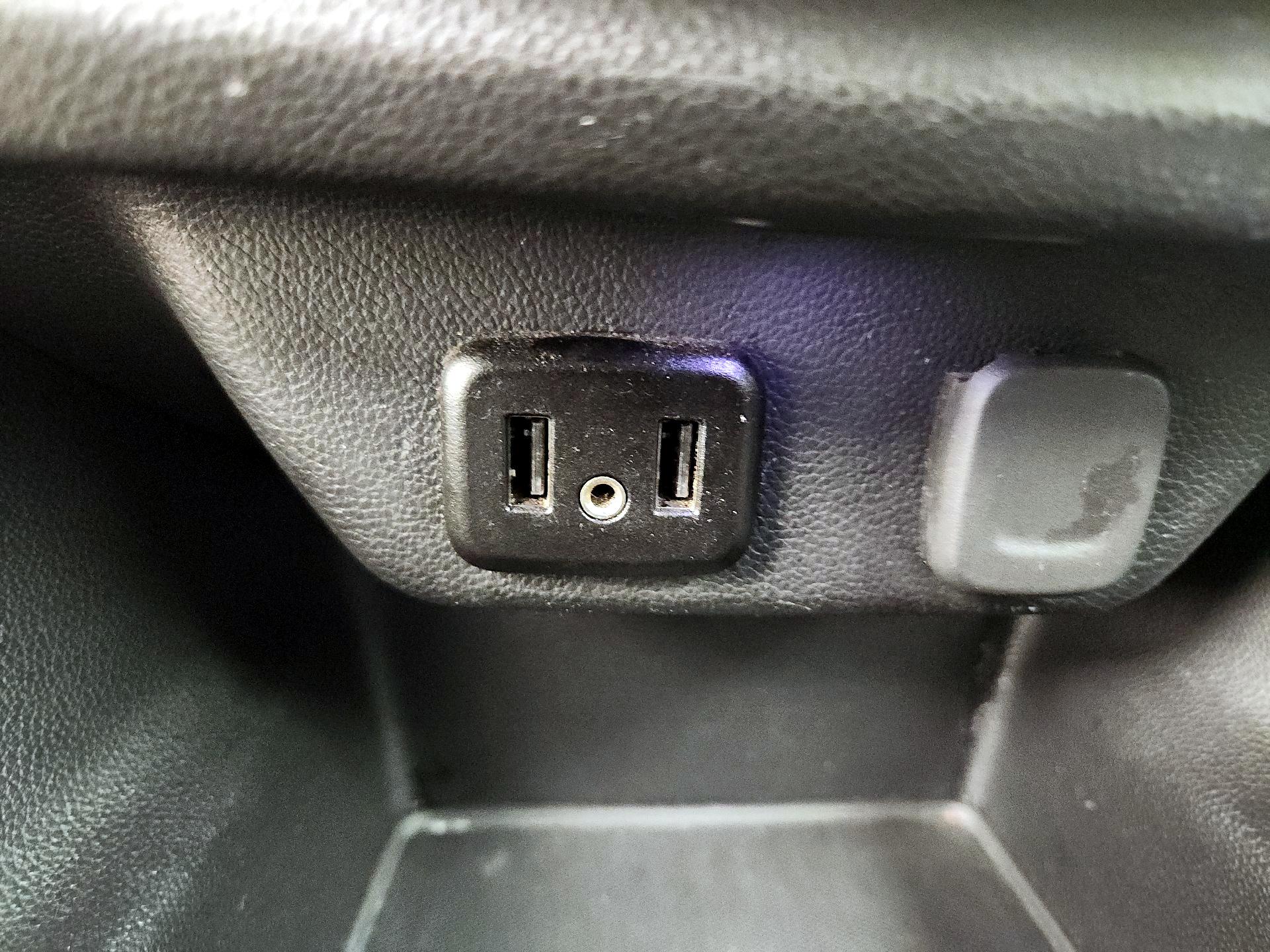 Thumbnail: 2018 Chevrolet Traverse - 17