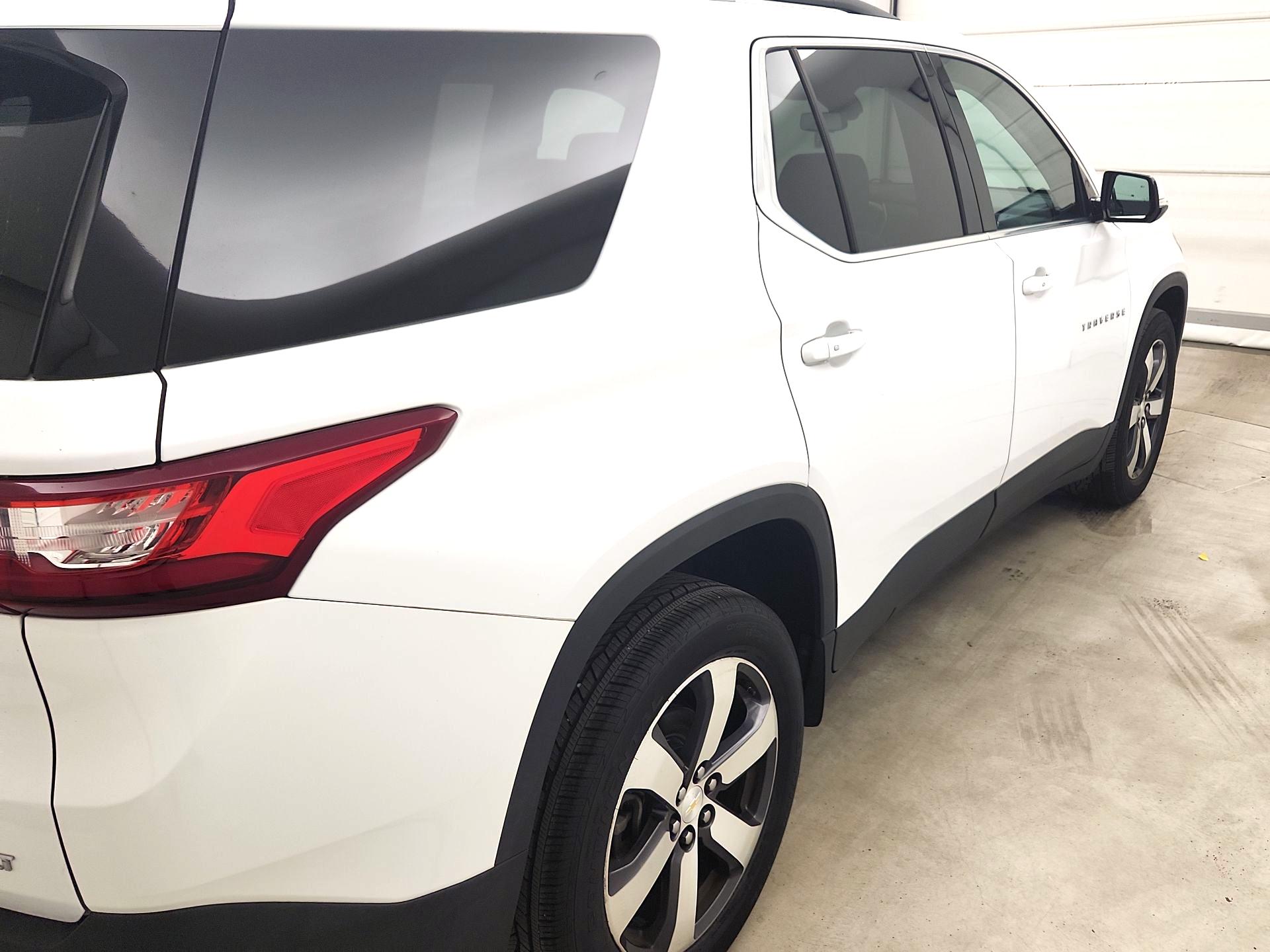 Thumbnail: 2018 Chevrolet Traverse - 5