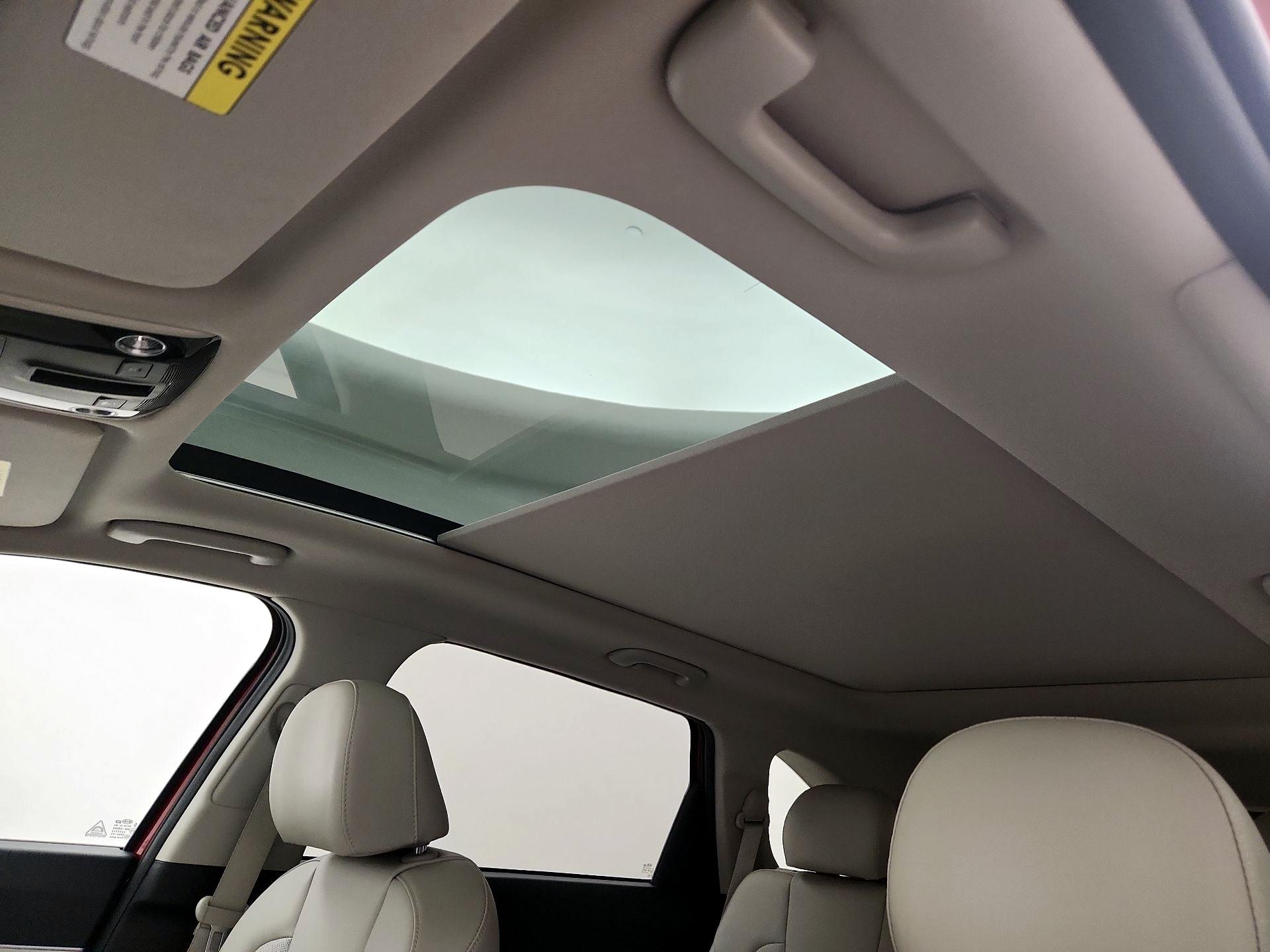 Thumbnail: 2021 Kia Sorento - 17