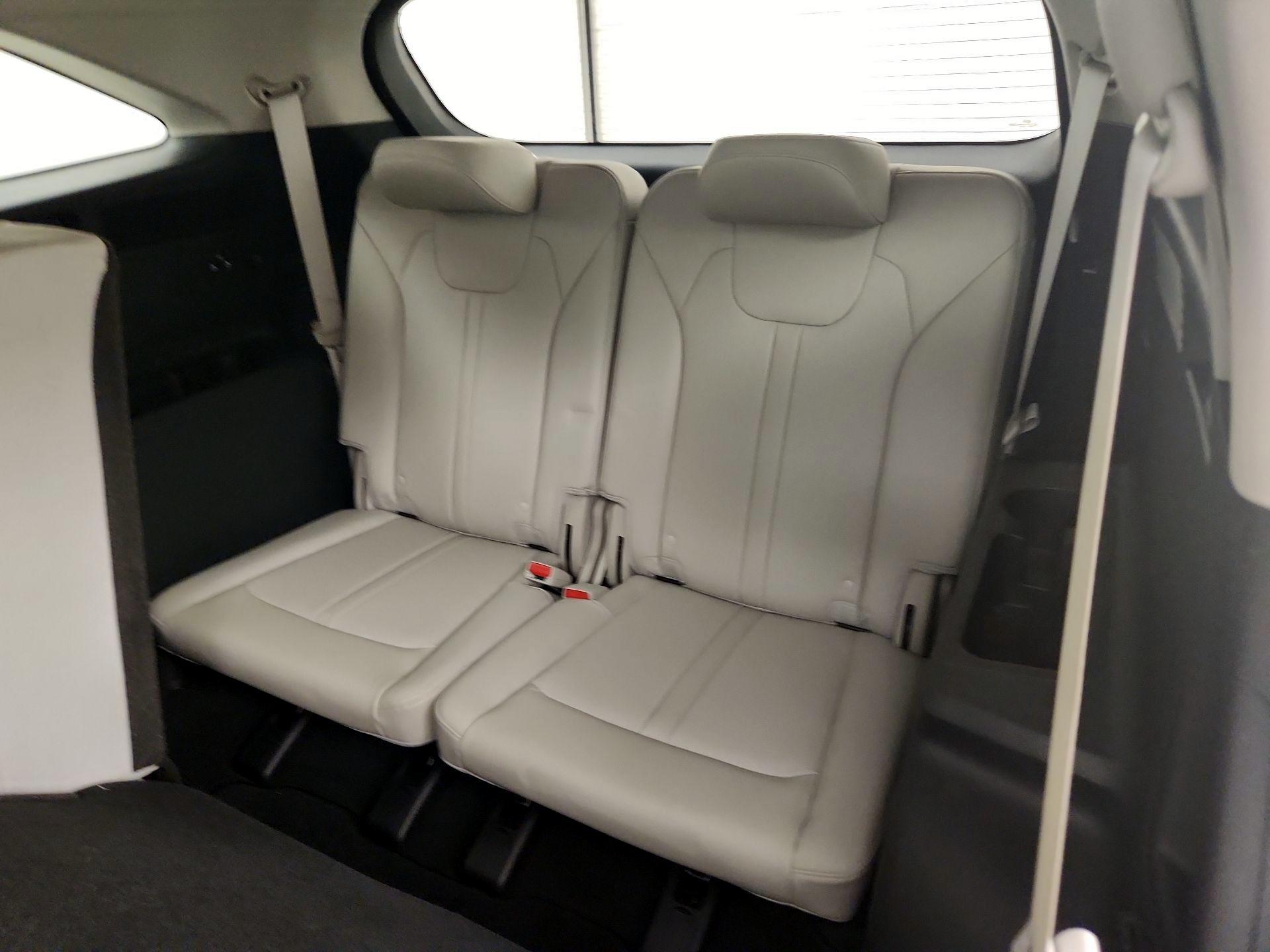 Thumbnail: 2021 Kia Sorento - 19