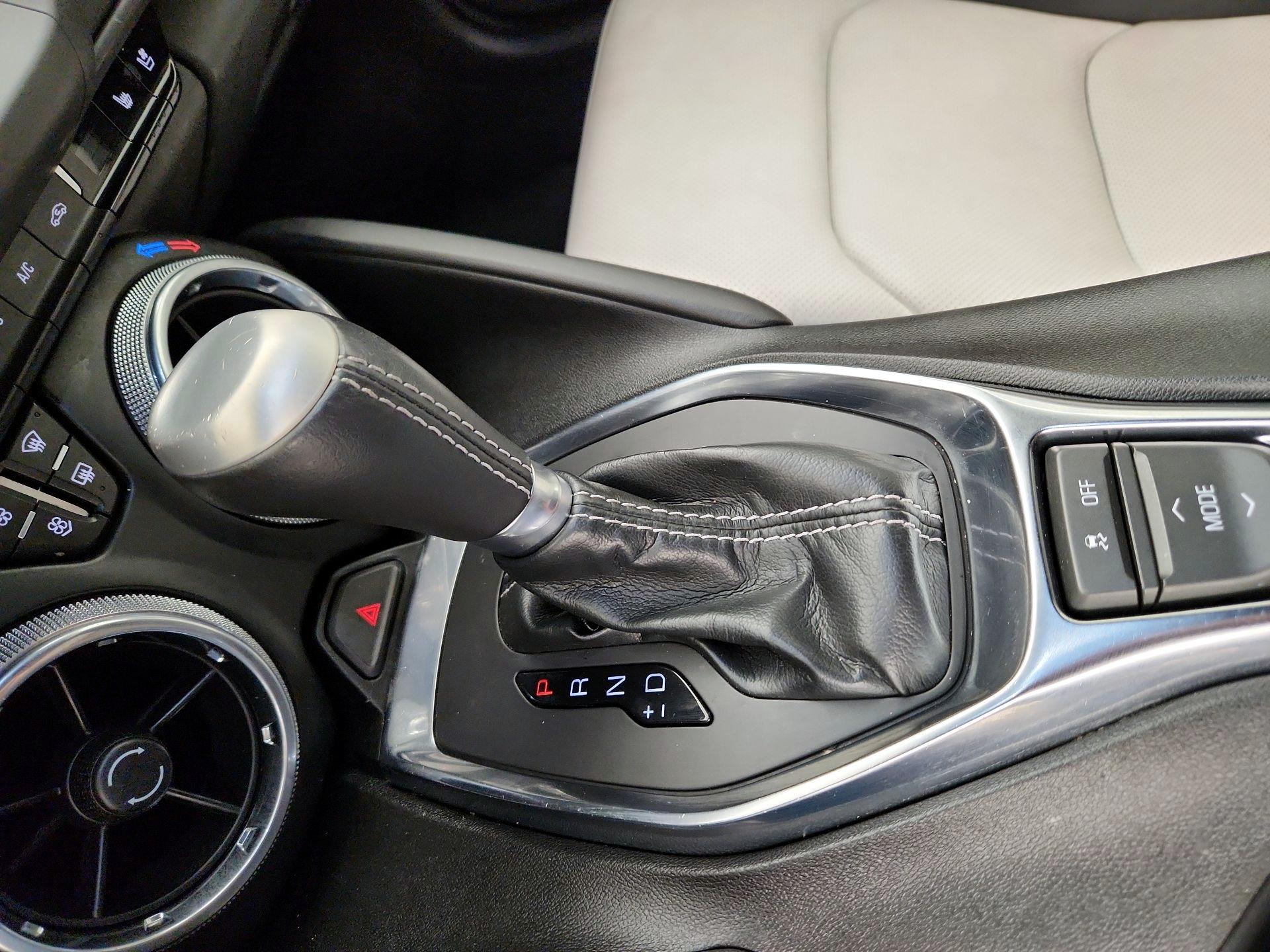 Thumbnail: 2023 Chevrolet Camaro - 15