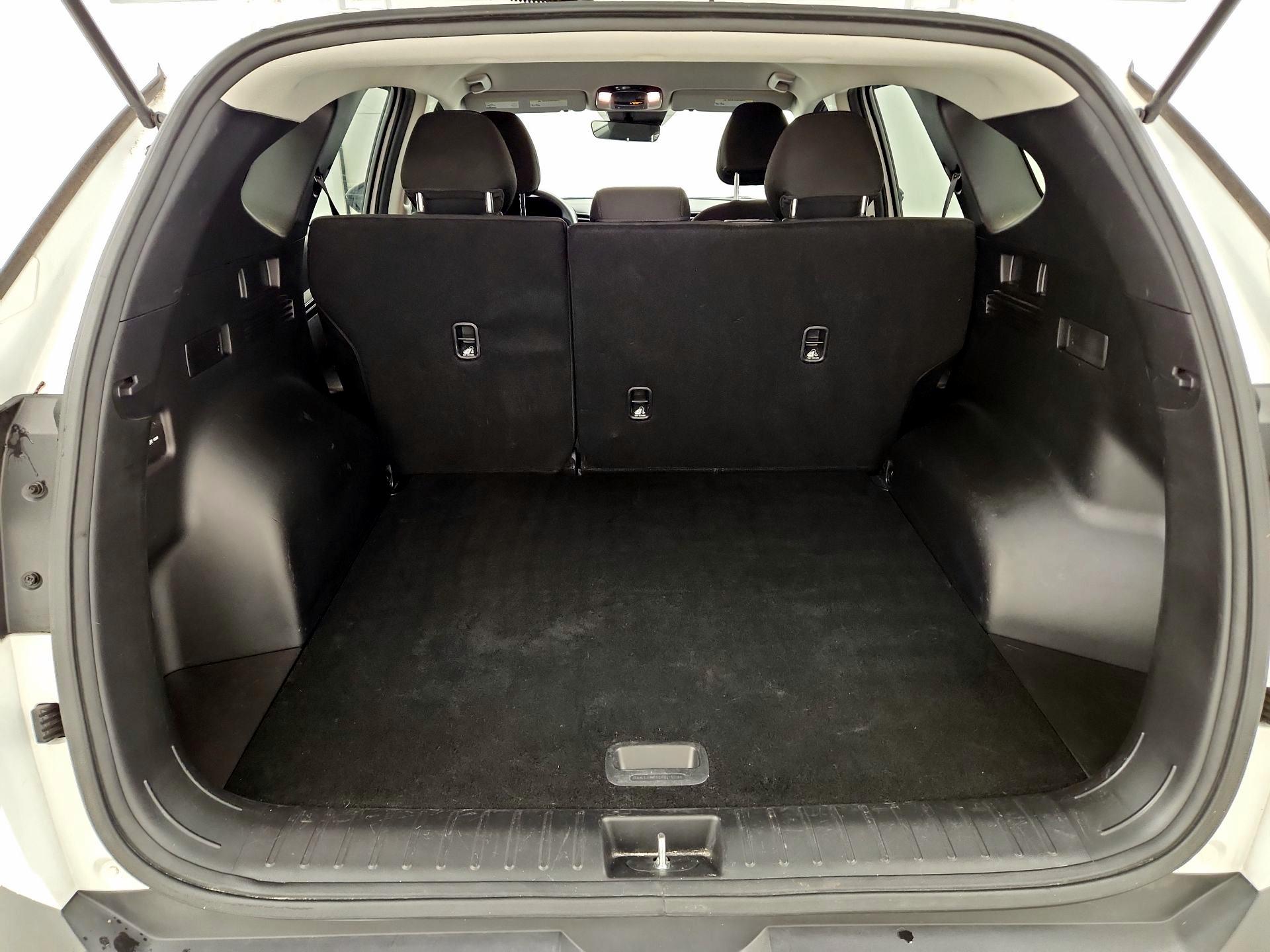 Thumbnail: 2022 Hyundai Tucson - 18