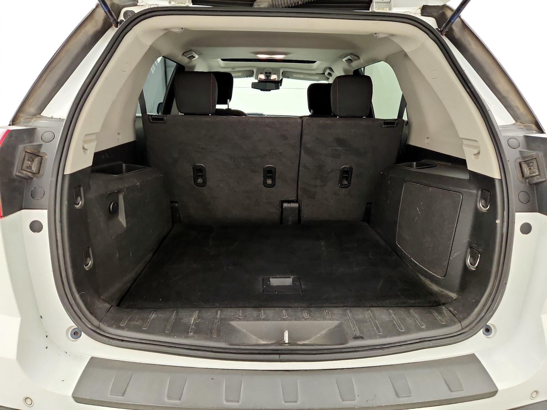 Thumbnail: 2015 GMC Terrain - 19