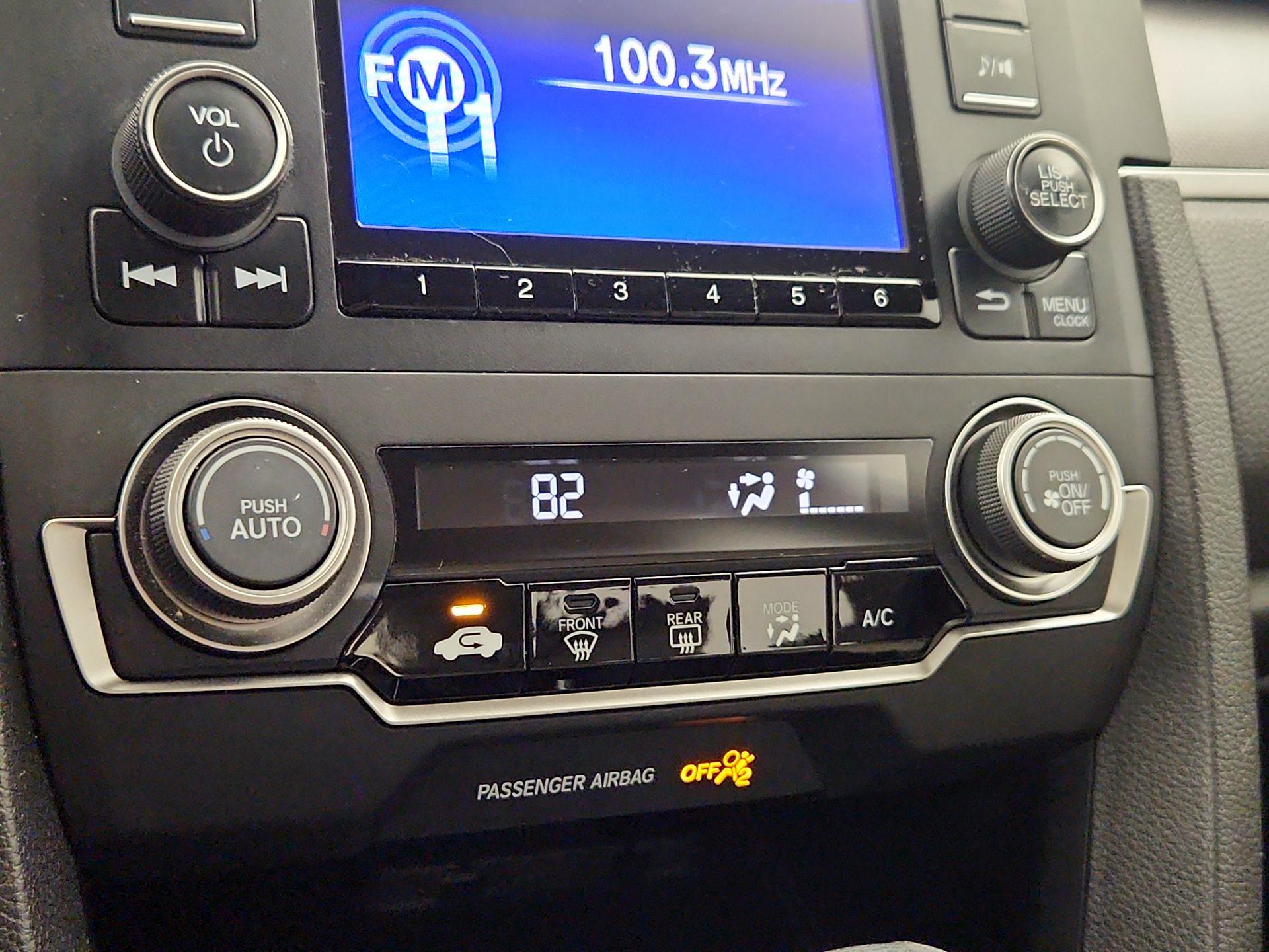 Thumbnail: 2016 Honda Civic - 14