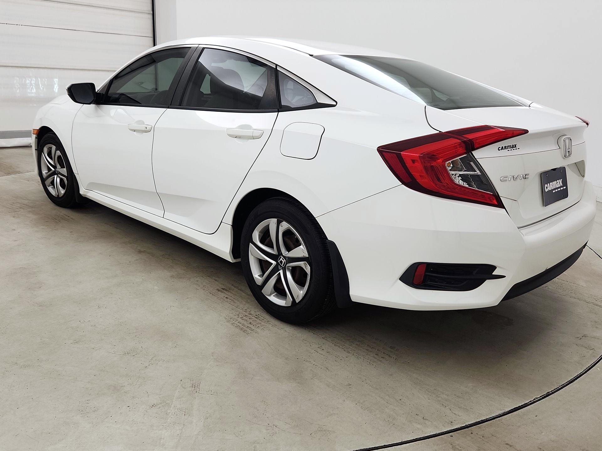 Thumbnail: 2016 Honda Civic - 7