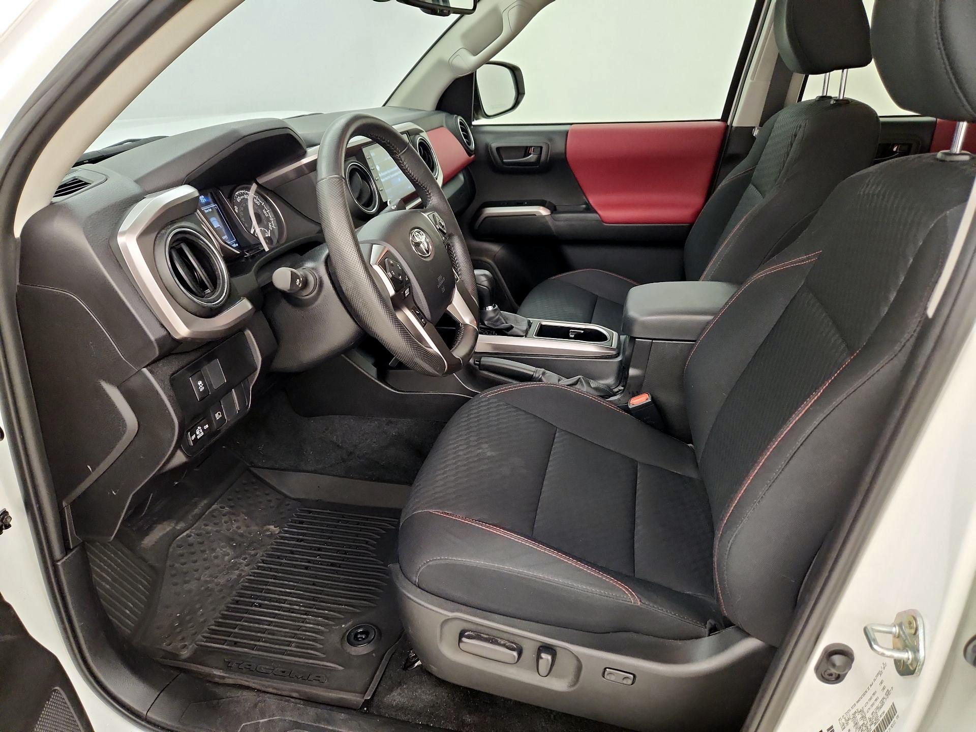 Thumbnail: 2023 Toyota Tacoma - 9