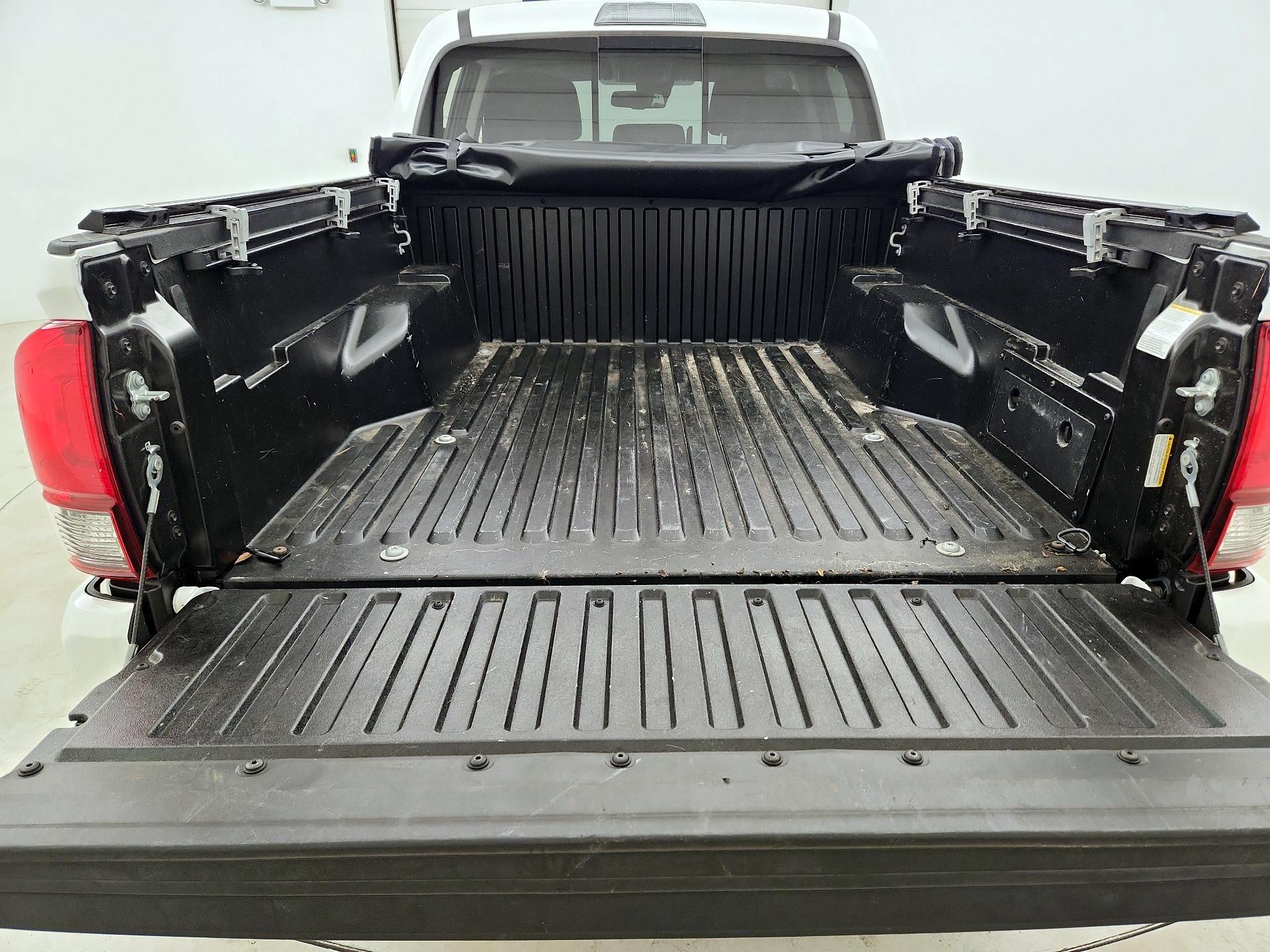 Thumbnail: 2023 Toyota Tacoma - 18