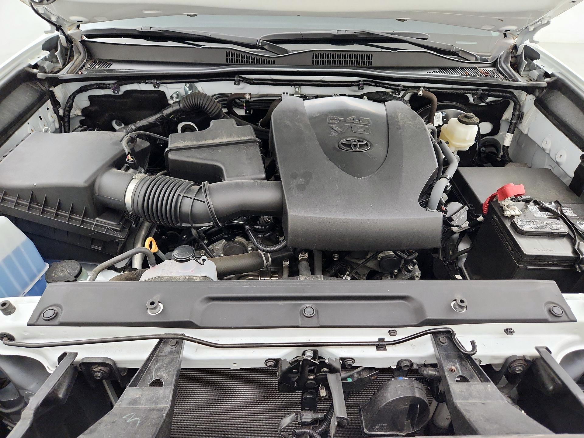 Thumbnail: 2023 Toyota Tacoma - 19