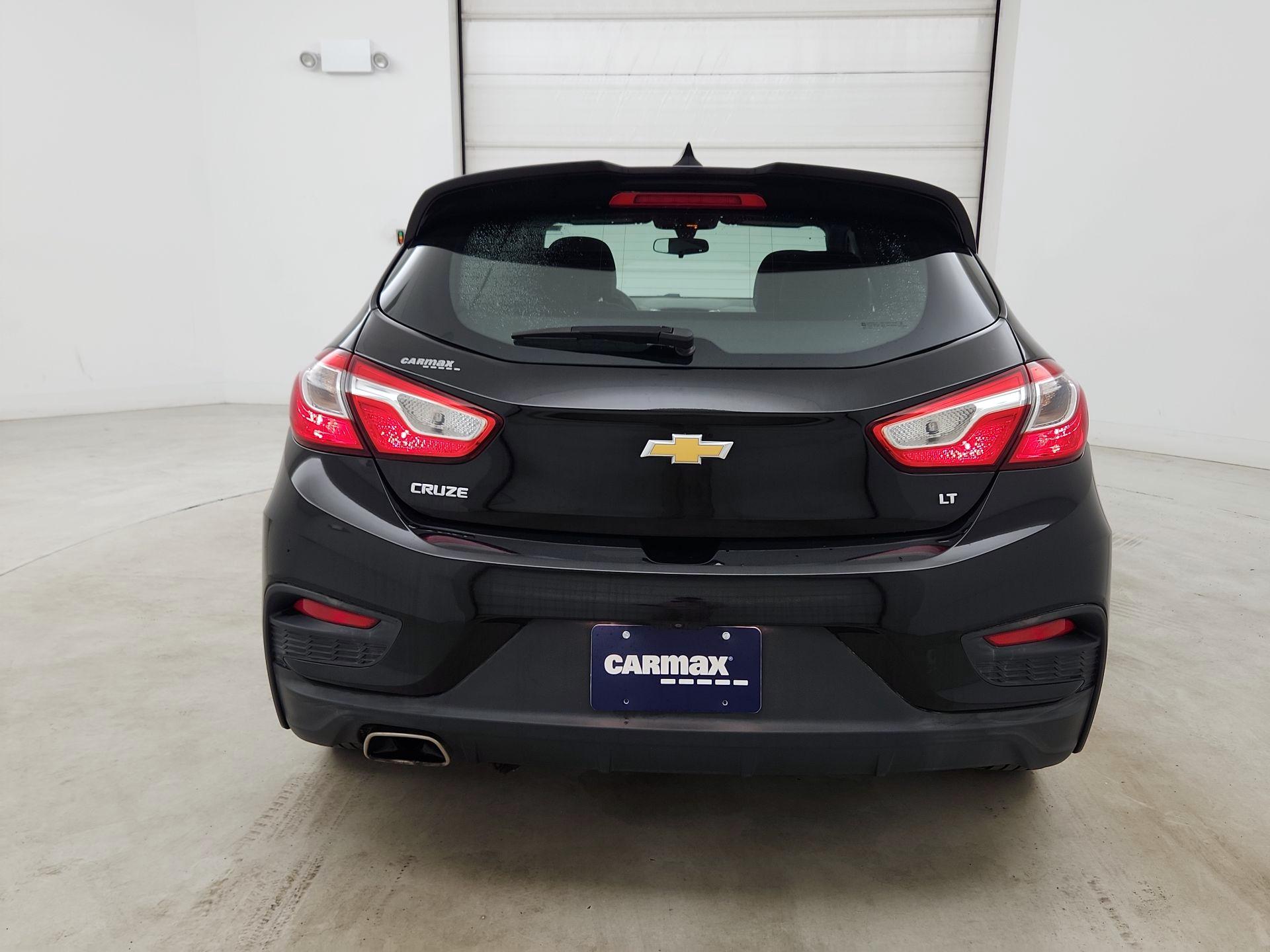 Thumbnail: 2017 Chevrolet Cruze - 6