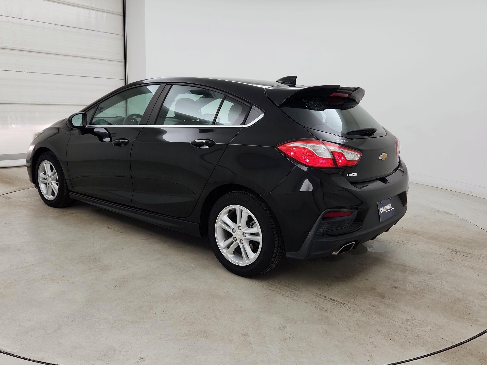 Thumbnail: 2017 Chevrolet Cruze - 7