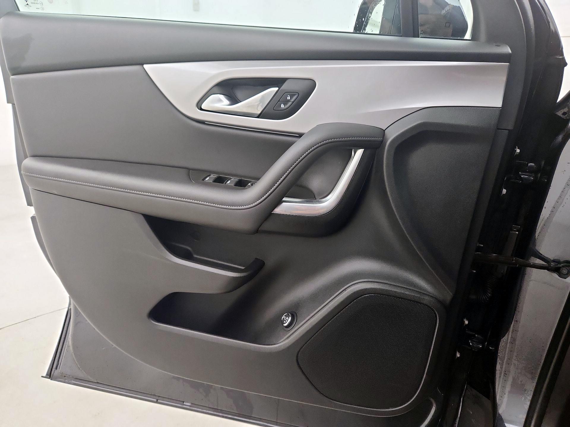 Thumbnail: 2022 Chevrolet Blazer - 10