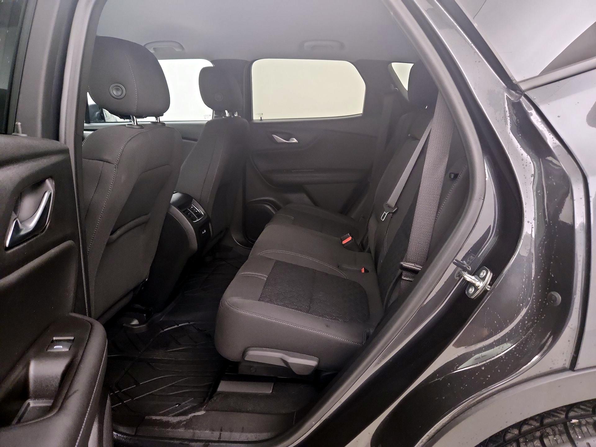 Thumbnail: 2022 Chevrolet Blazer - 17