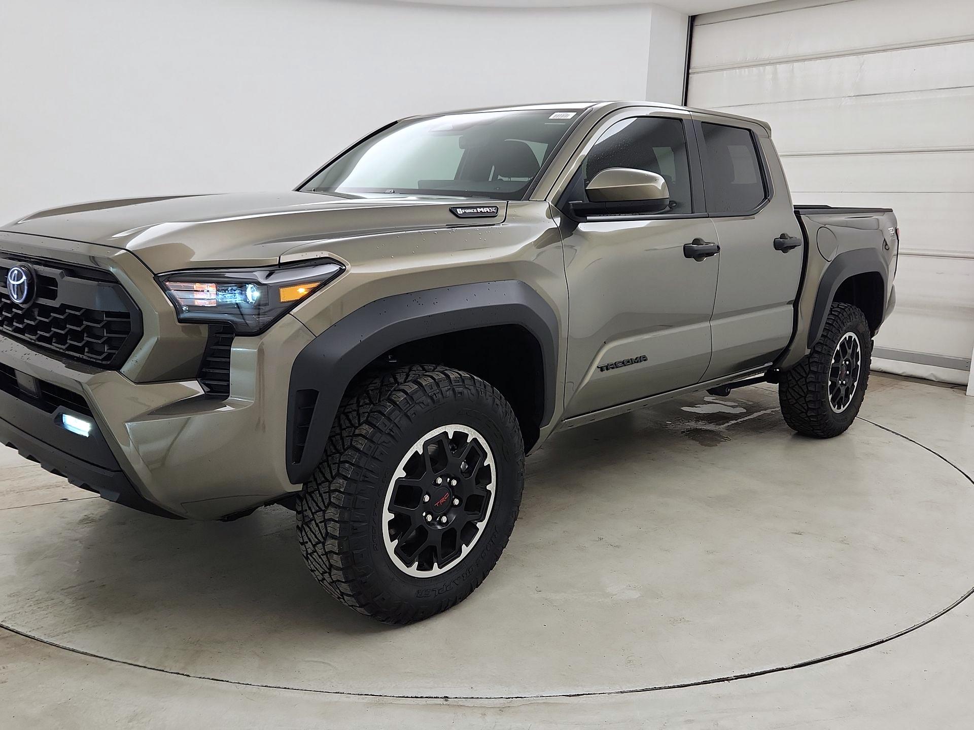 Thumbnail: 2025 Toyota Tacoma - 3