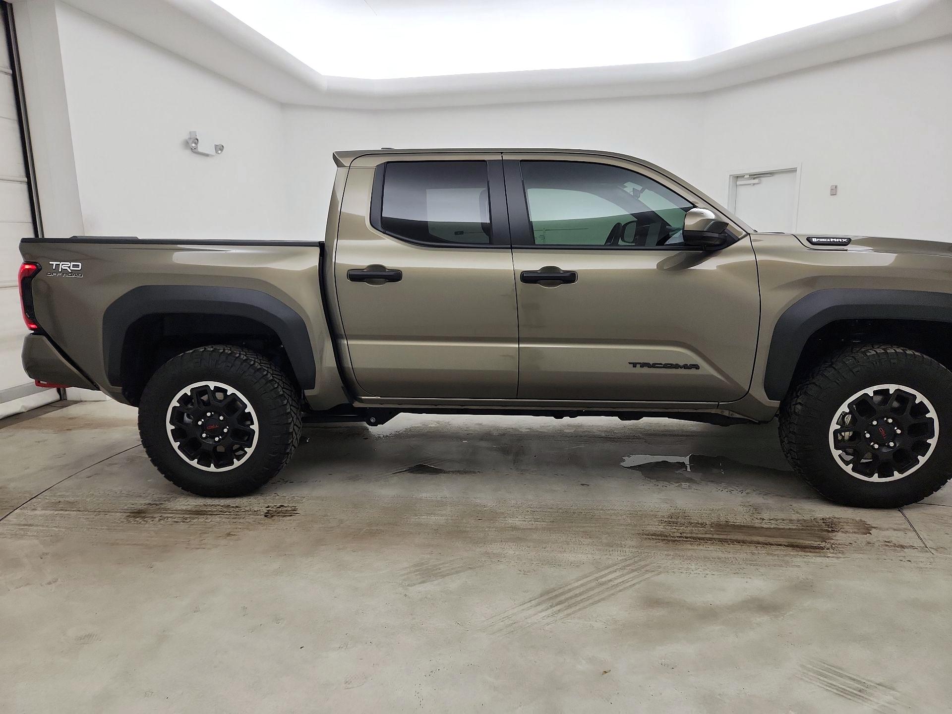 Thumbnail: 2025 Toyota Tacoma - 4