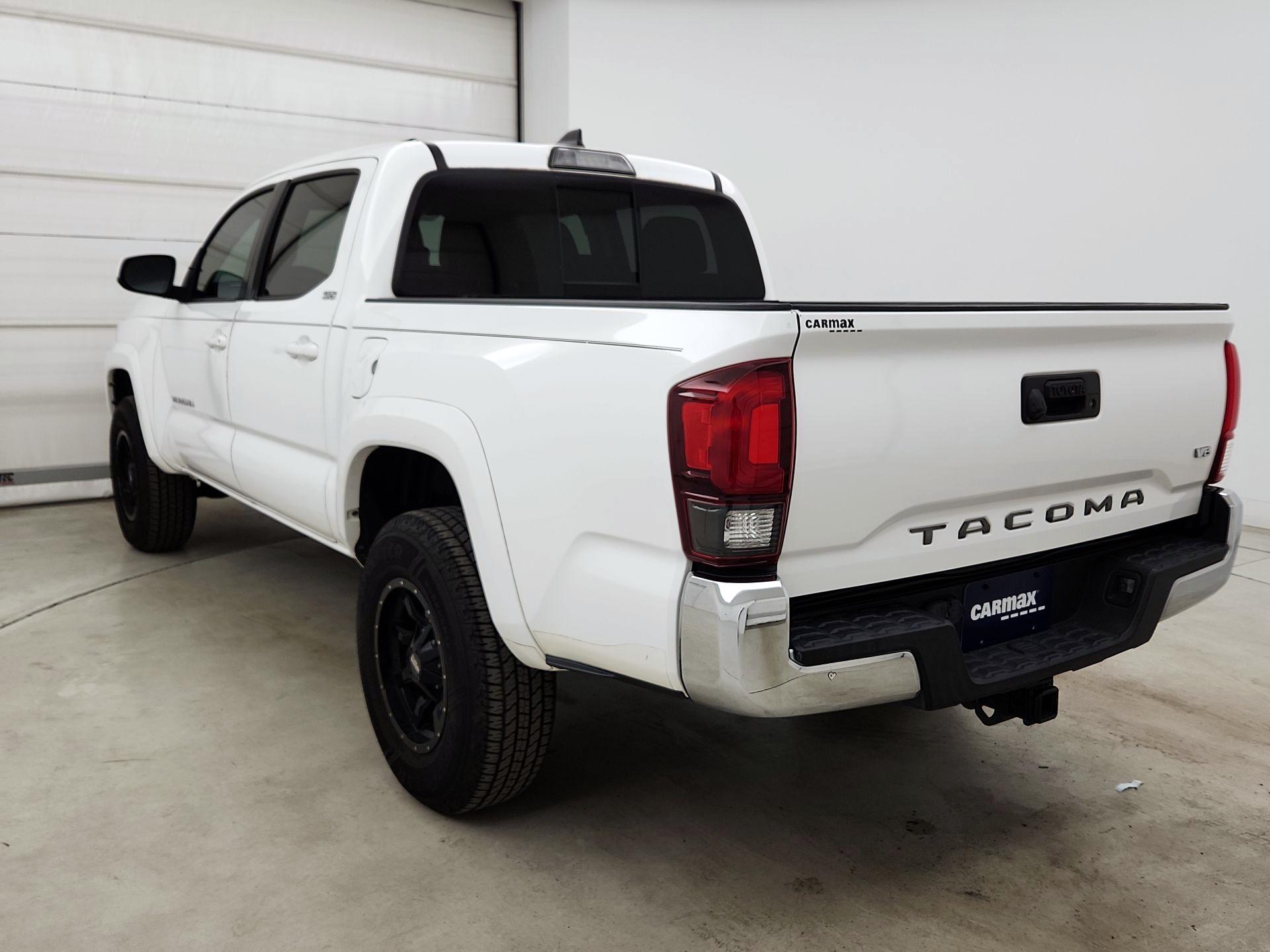 Thumbnail: 2019 Toyota Tacoma - 7