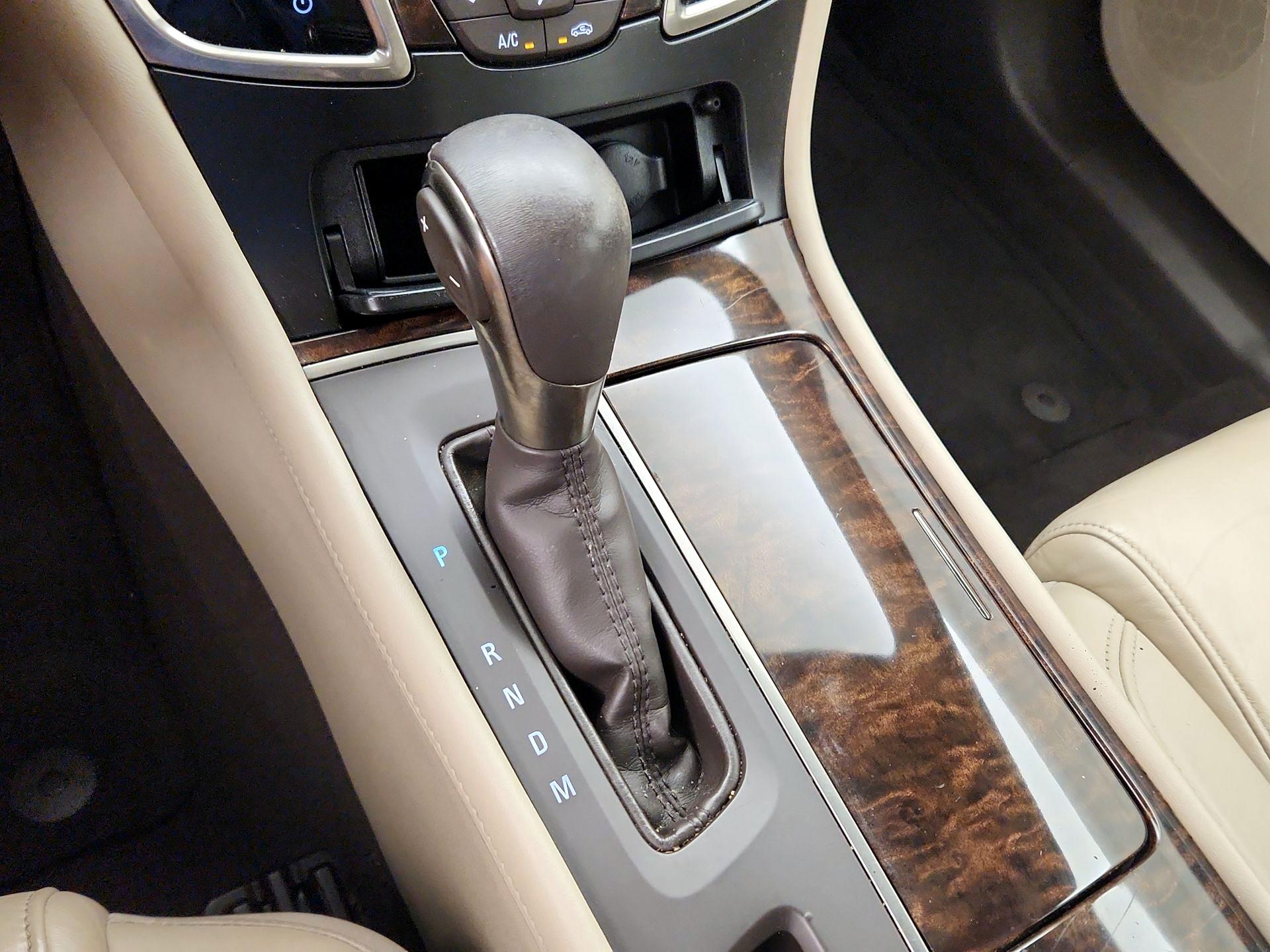 Thumbnail: 2014 Buick LaCrosse - 17