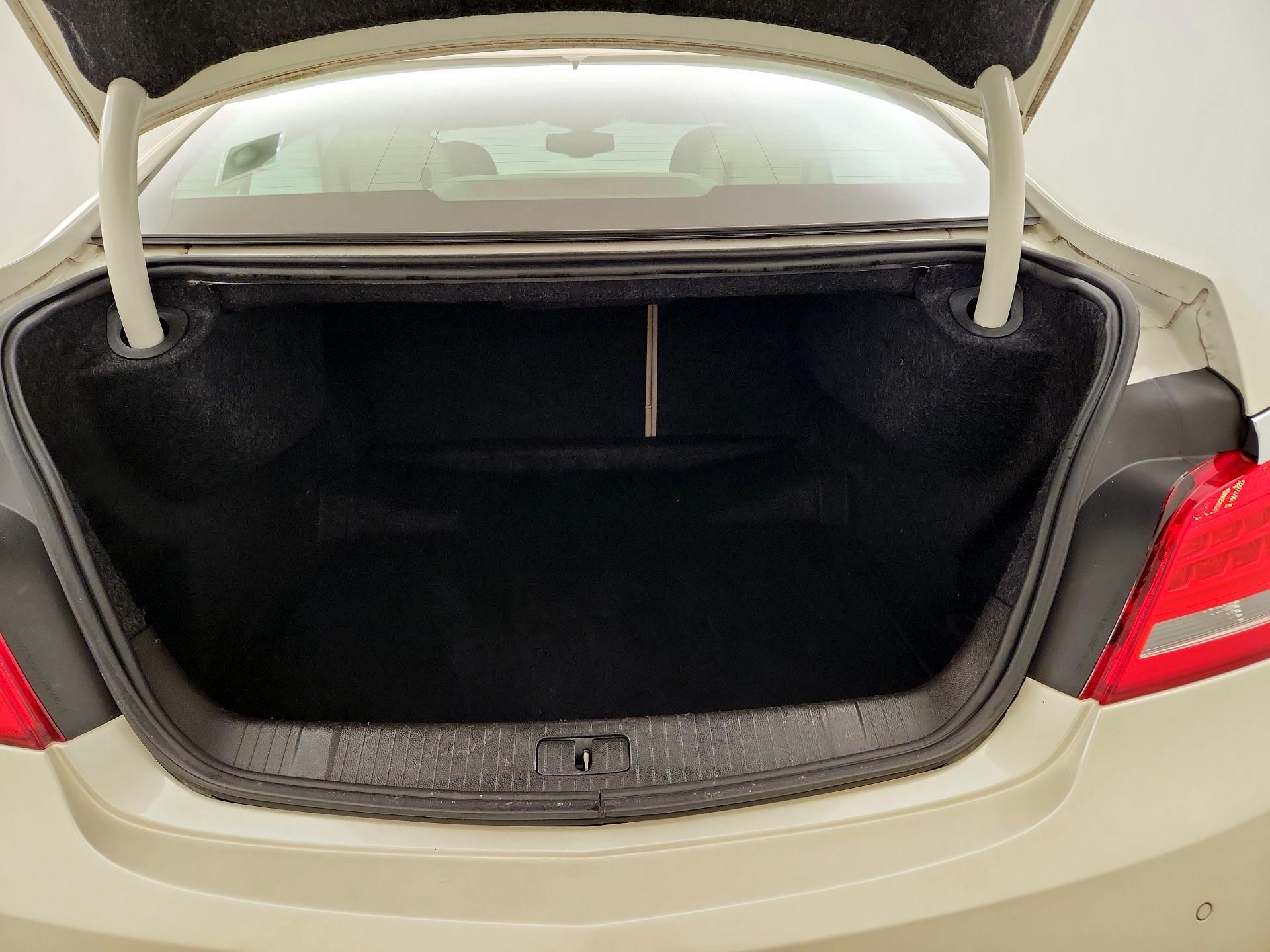 Thumbnail: 2014 Buick LaCrosse - 20