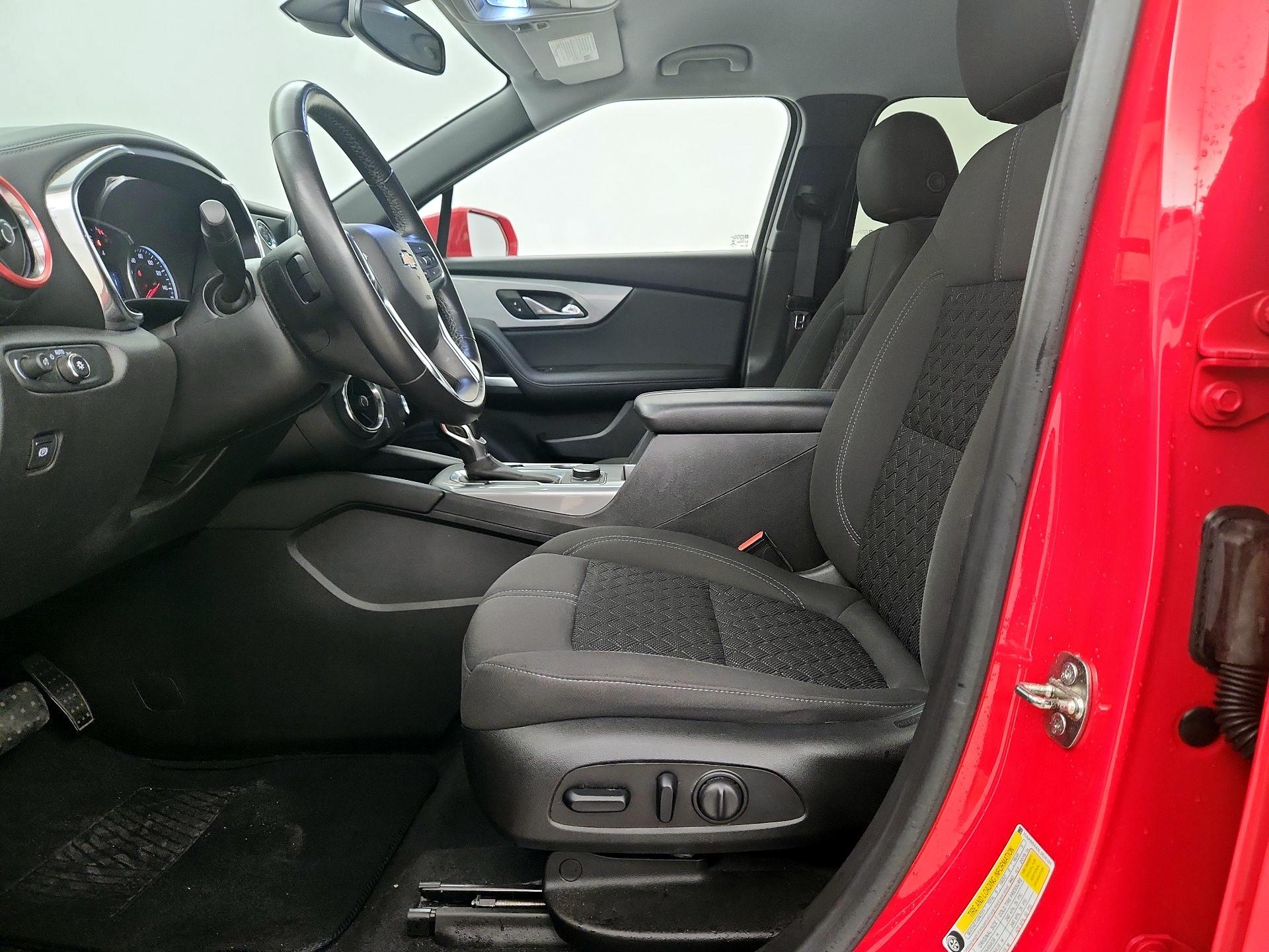 Thumbnail: 2020 Chevrolet Blazer - 11