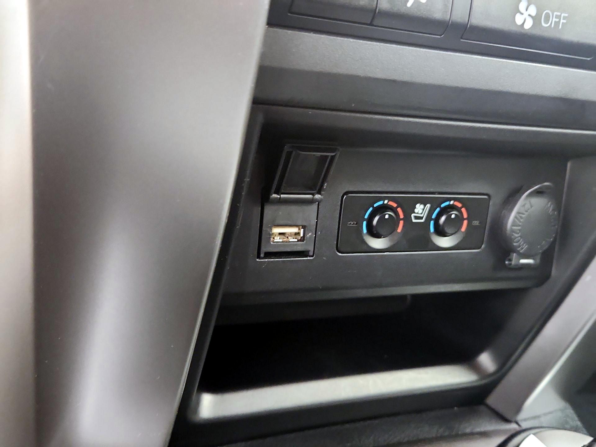 Thumbnail: 2023 Toyota 4Runner - 19