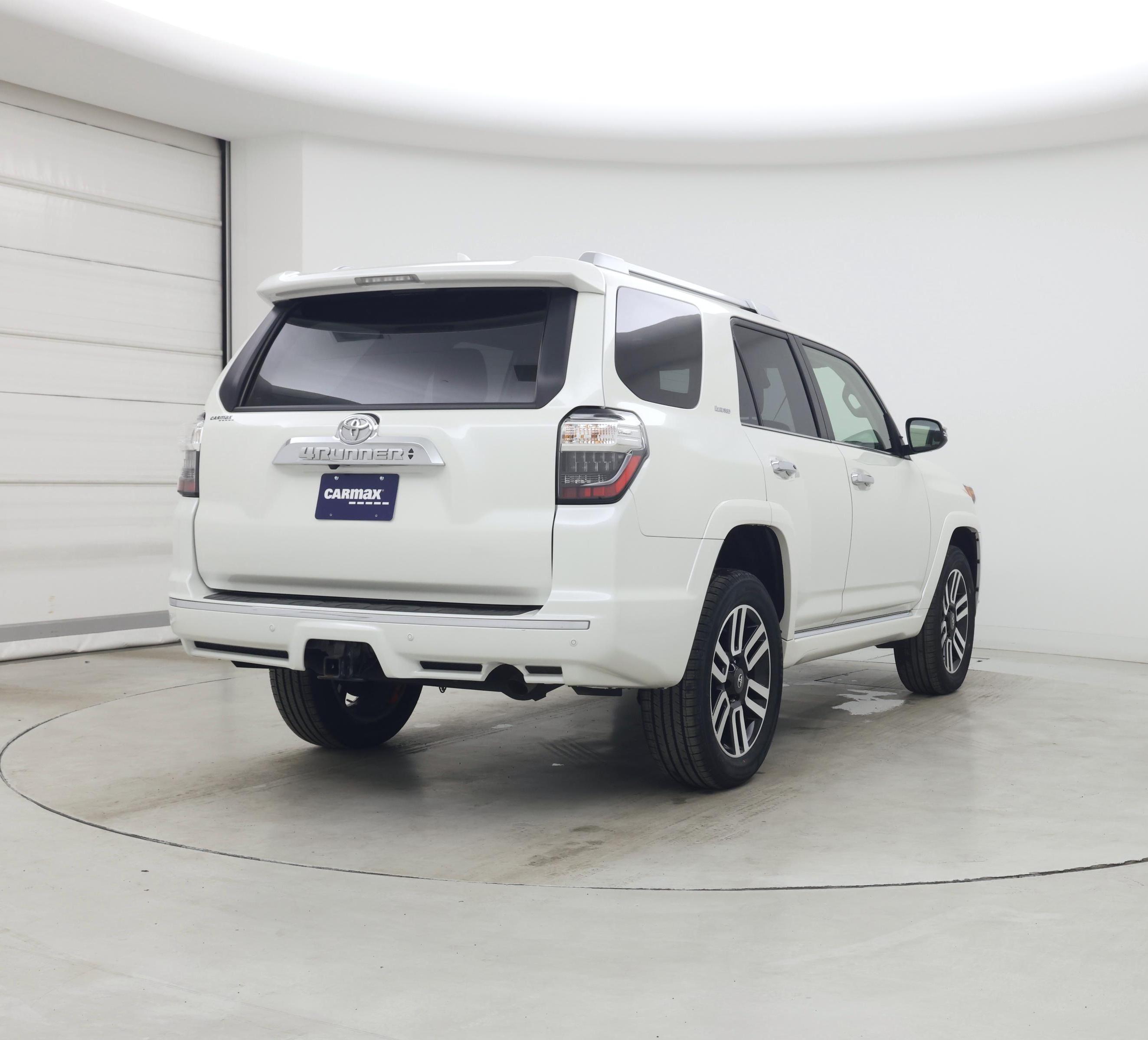 Thumbnail: 2023 Toyota 4Runner - 8