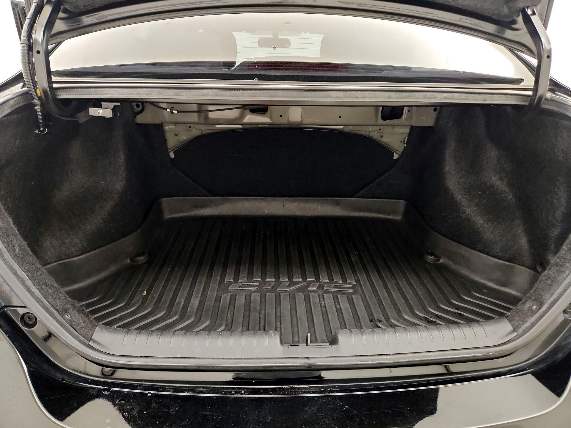 Thumbnail: 2015 Honda Civic - 18