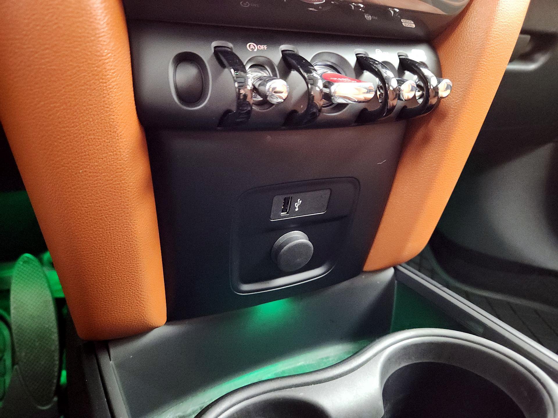 Thumbnail: 2024 MINI Cooper Countryman - 17