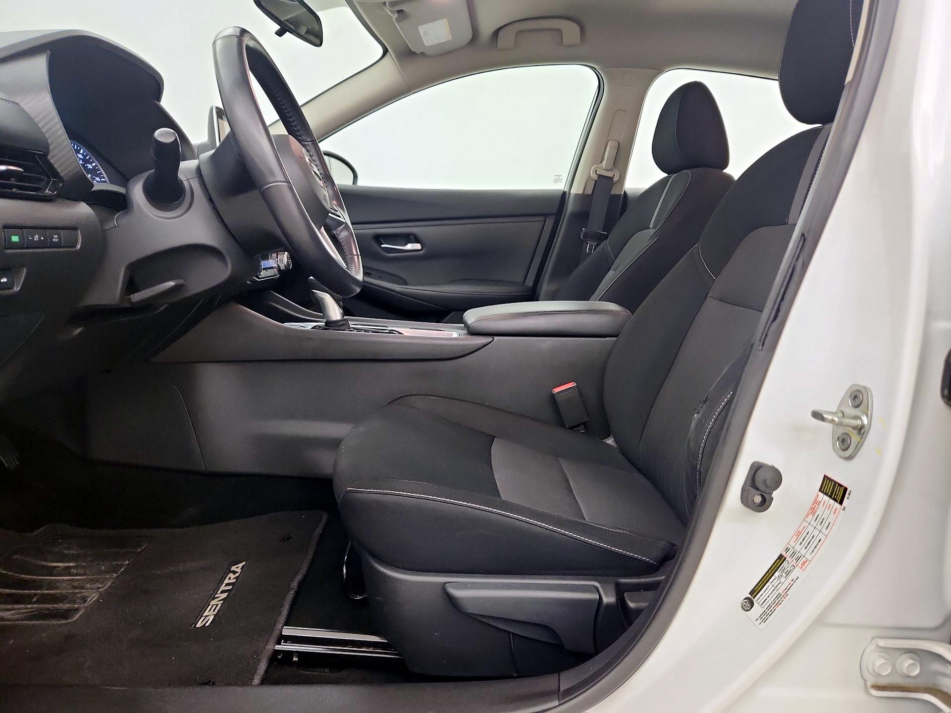 Thumbnail: 2021 Nissan Sentra - 9