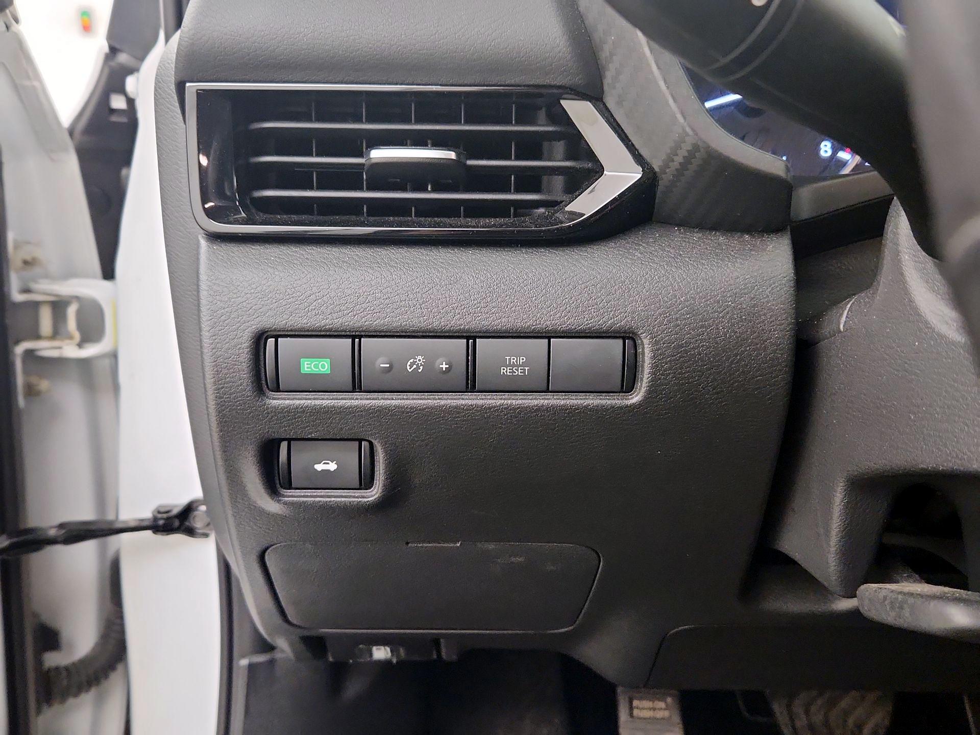 Thumbnail: 2021 Nissan Sentra - 11